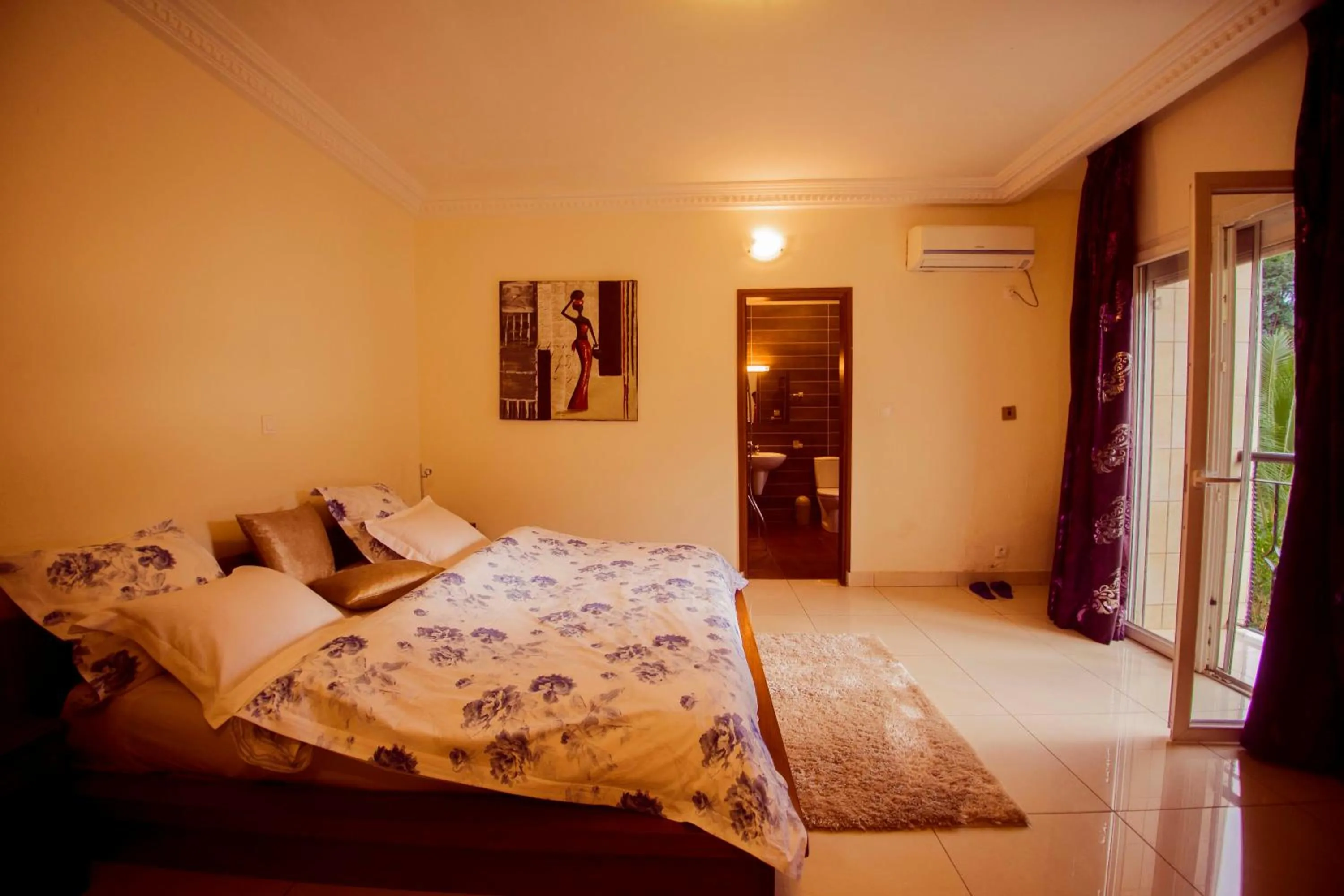 Bed in Residence MASSOU