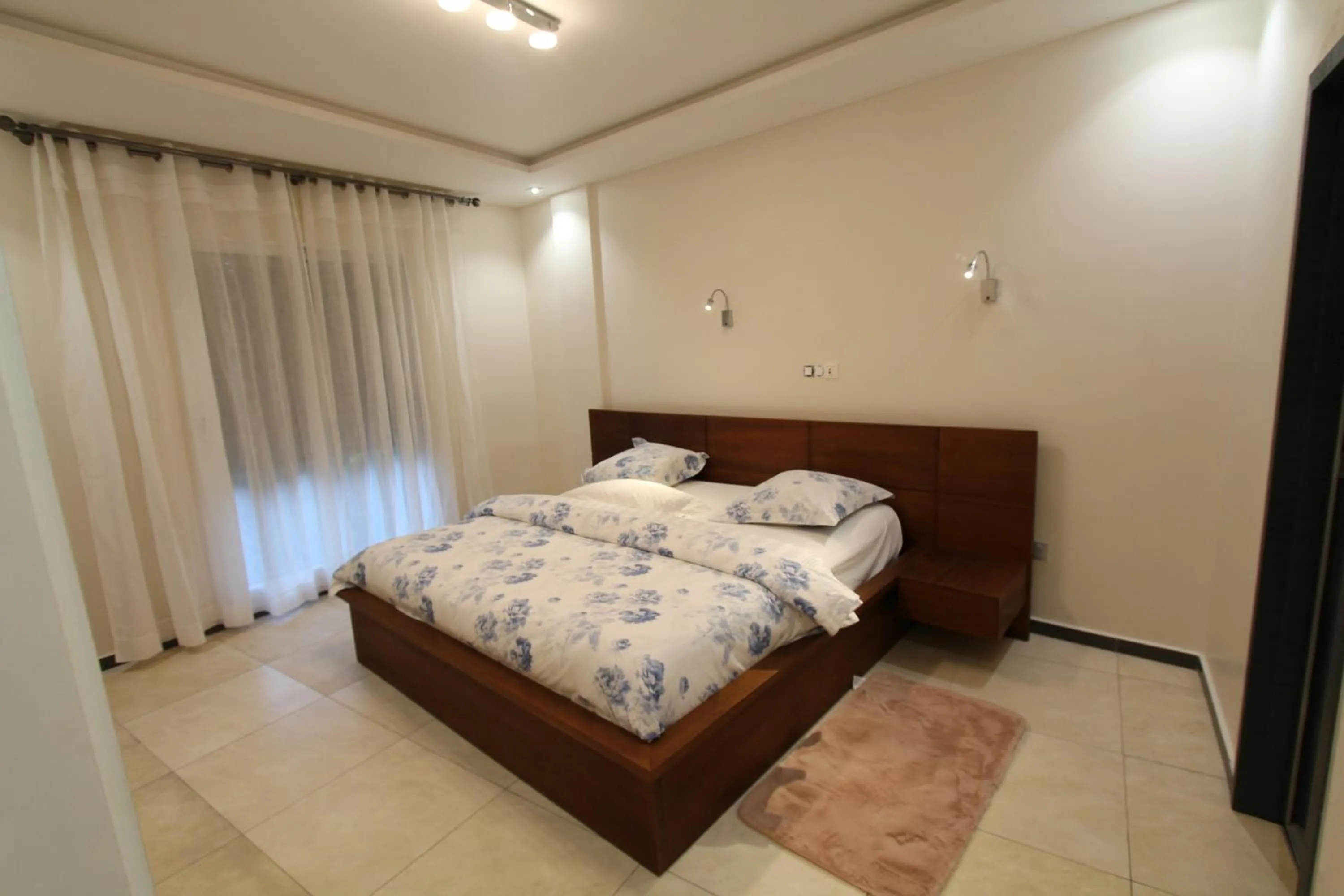 Bed in Residence MASSOU