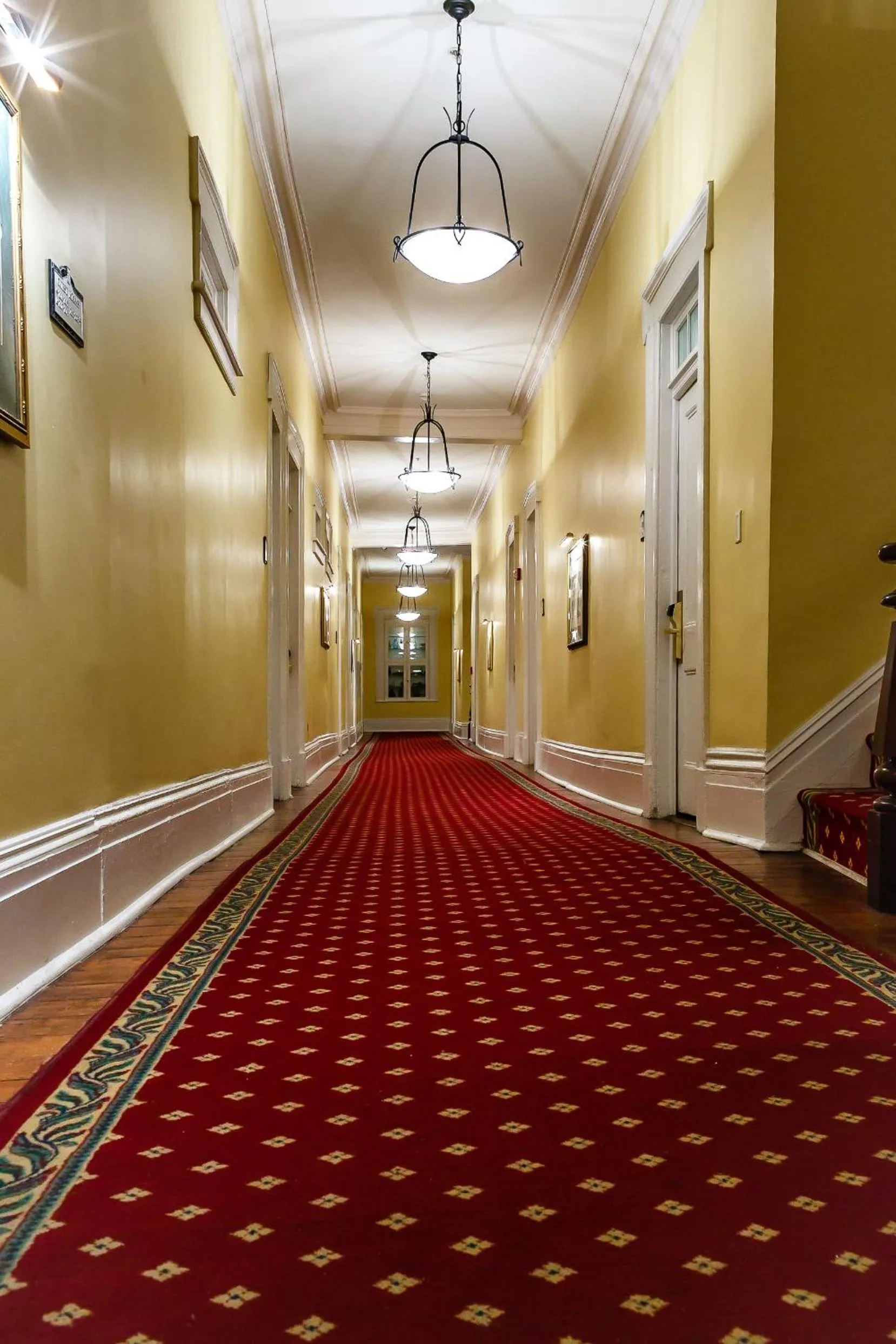 Restaurant/places to eat in The Marshall House, Historic Inns of Savannah Collection