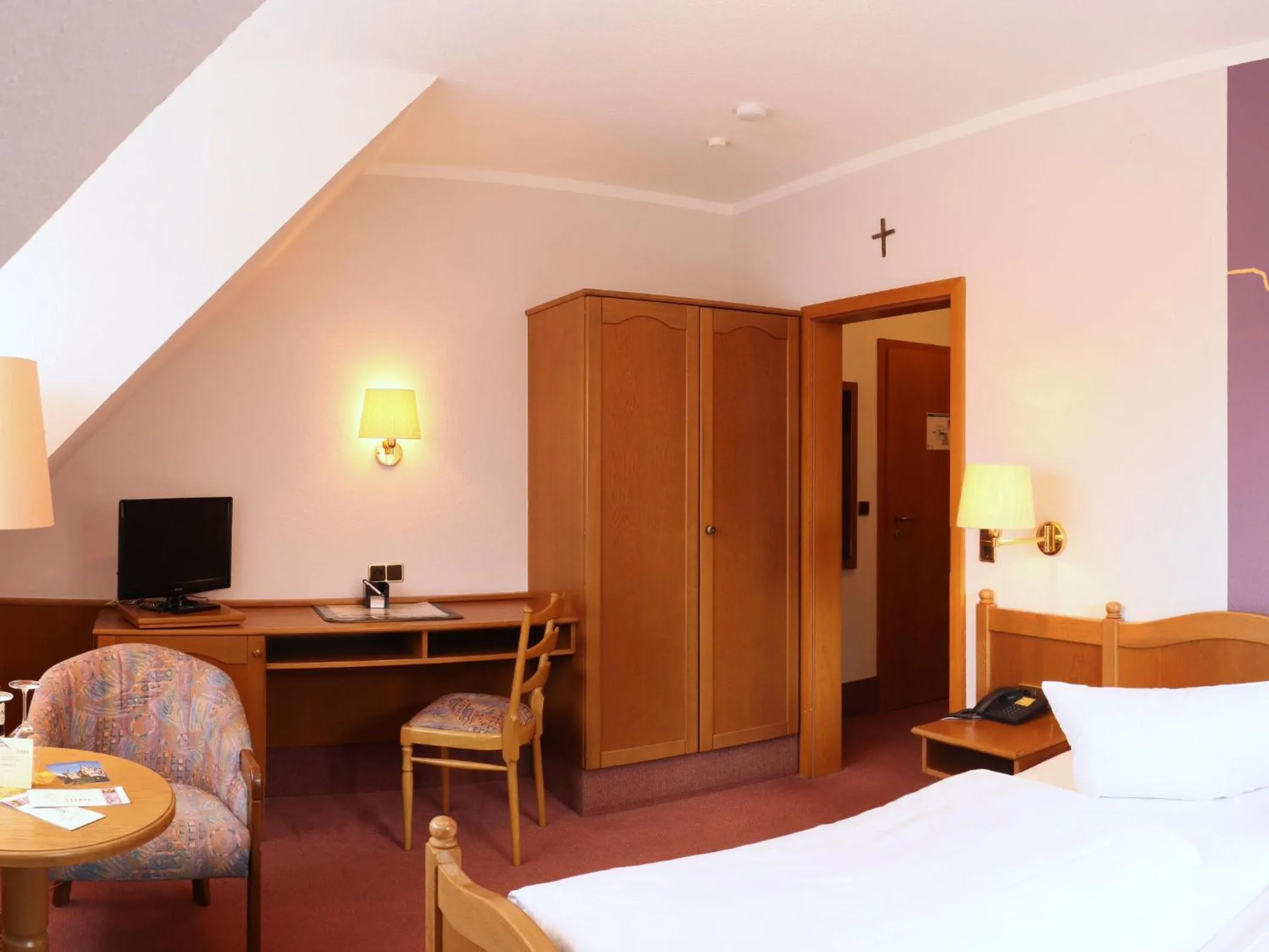 Standard Double Room - single occupancy in Michels Stern