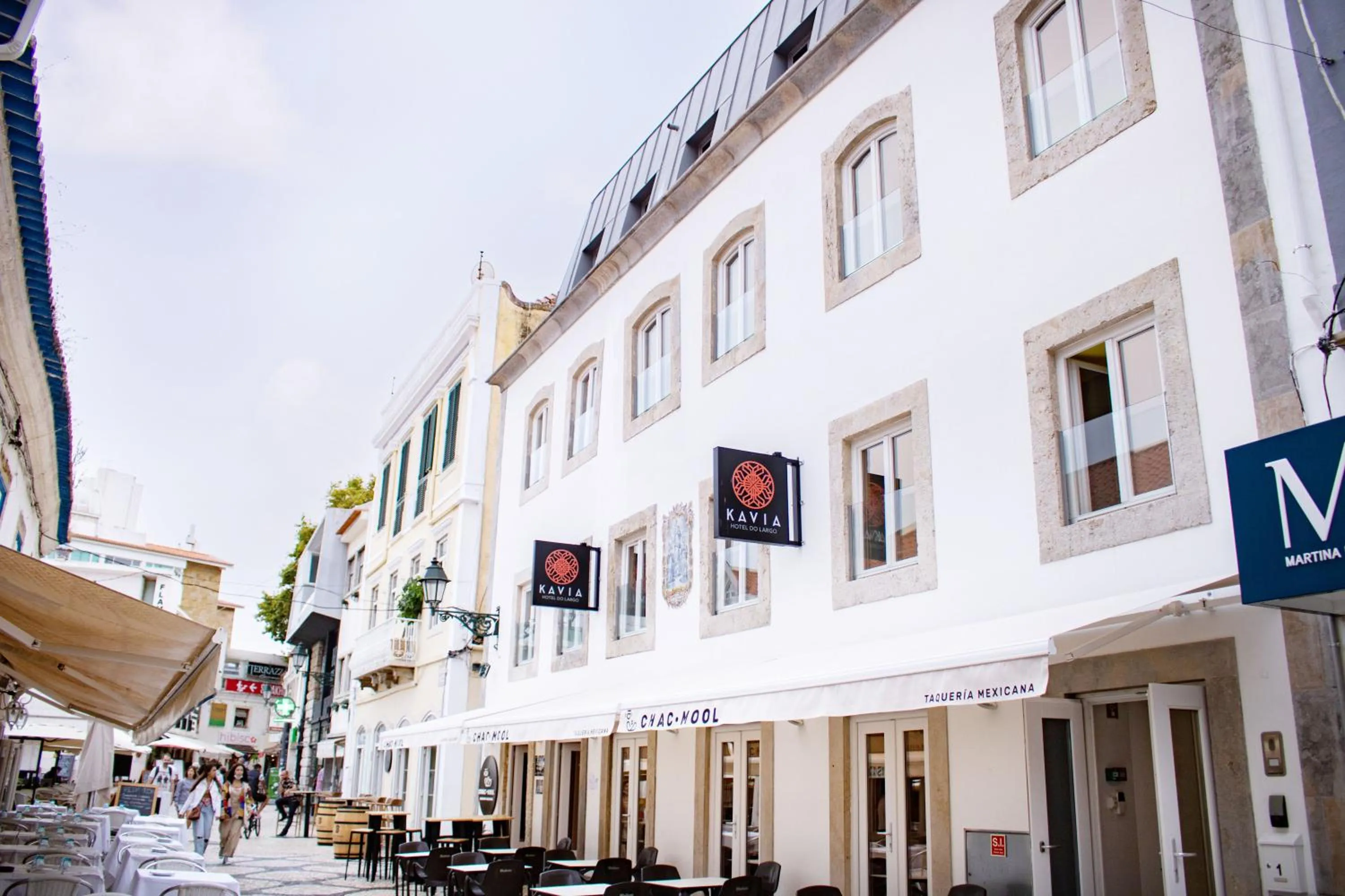 Property building in Kavia Hotel do Largo