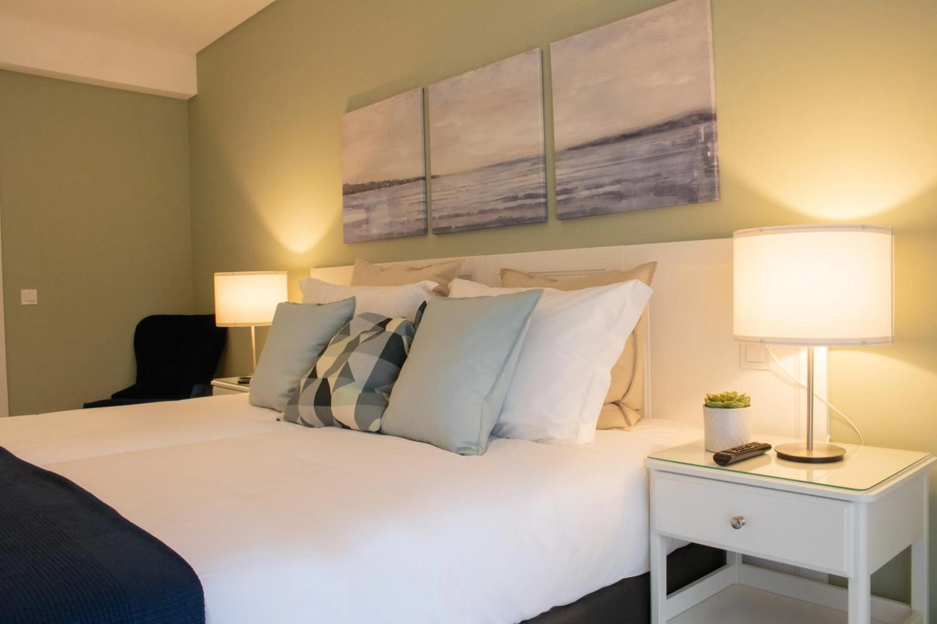 Bedroom, Bed in Kavia Hotel do Largo