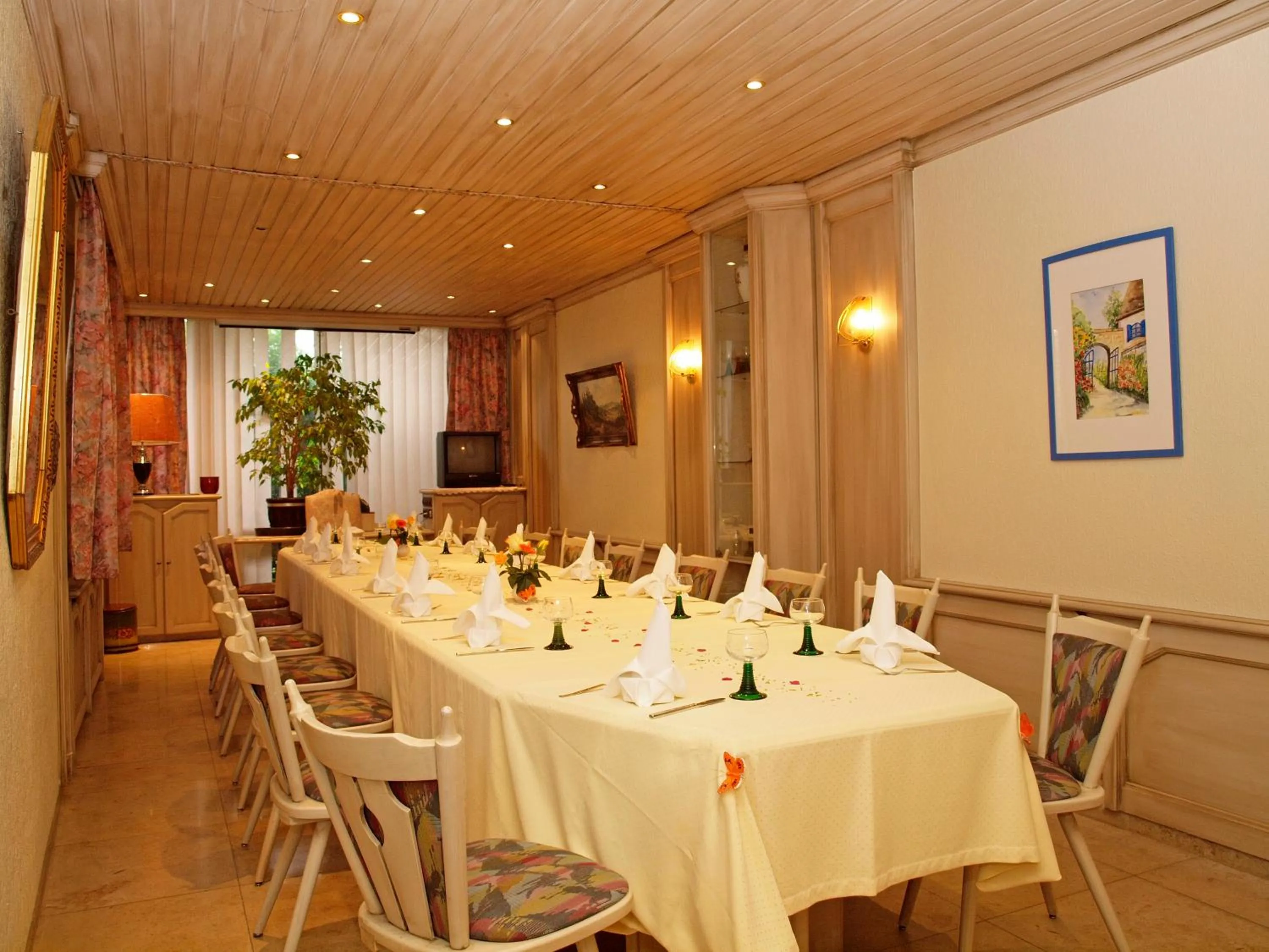 Restaurant/places to eat in Resengörg