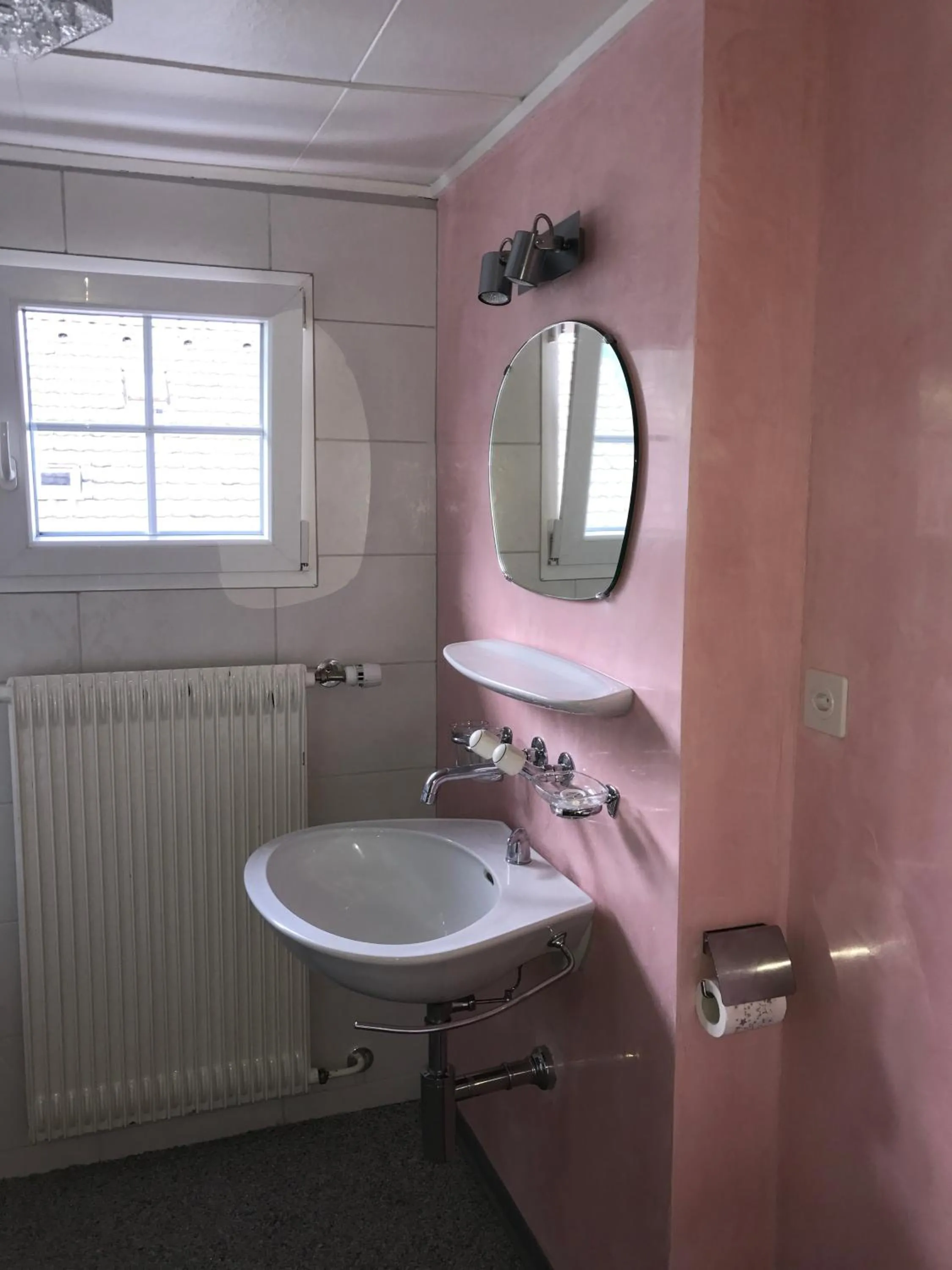 Toilet in Blattenheimat - im traditionellen Appenzeller Haus