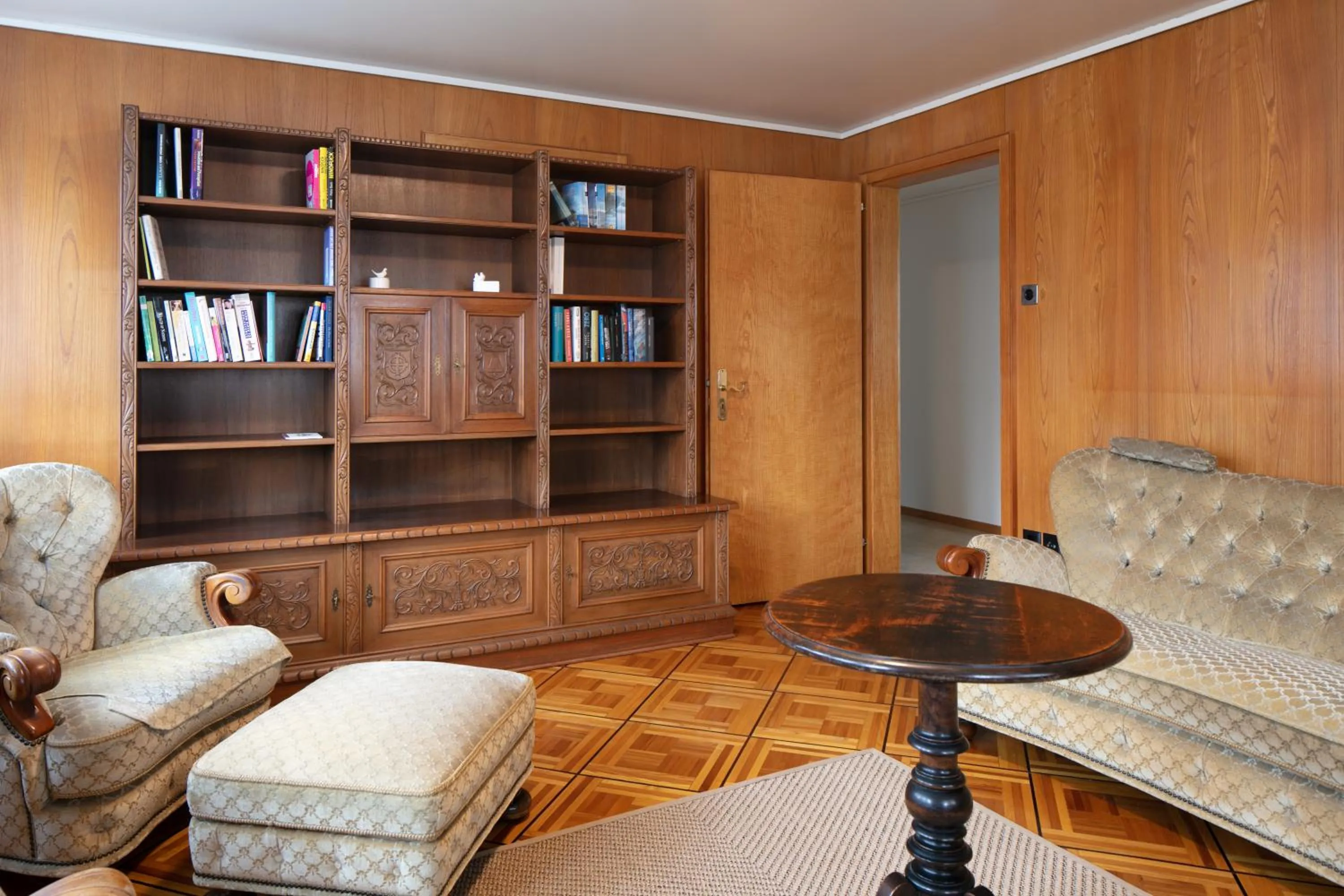 Library in Blattenheimat - im traditionellen Appenzeller Haus
