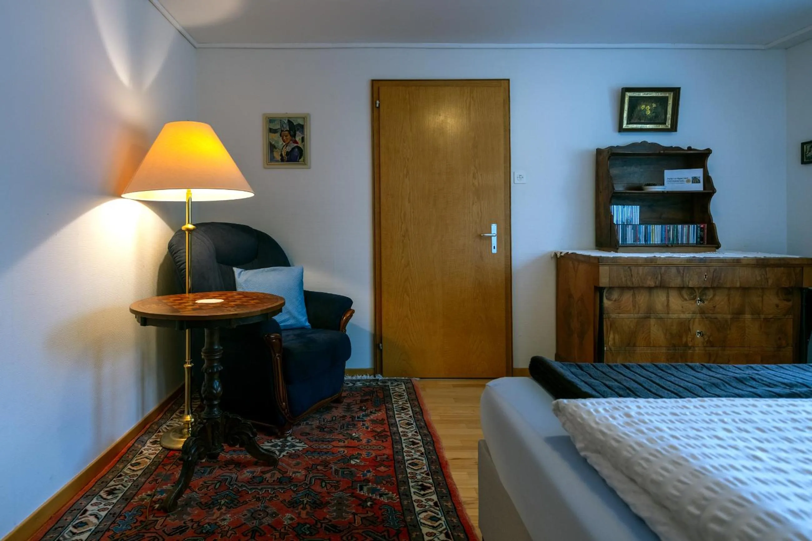 Bedroom, Bed in Blattenheimat - im traditionellen Appenzeller Haus