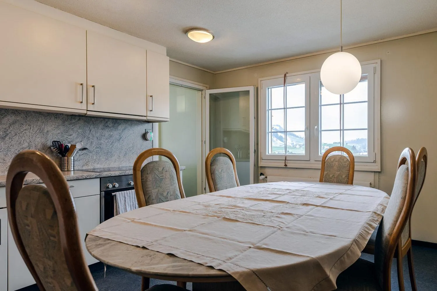 Kitchen or kitchenette in Blattenheimat - im traditionellen Appenzeller Haus