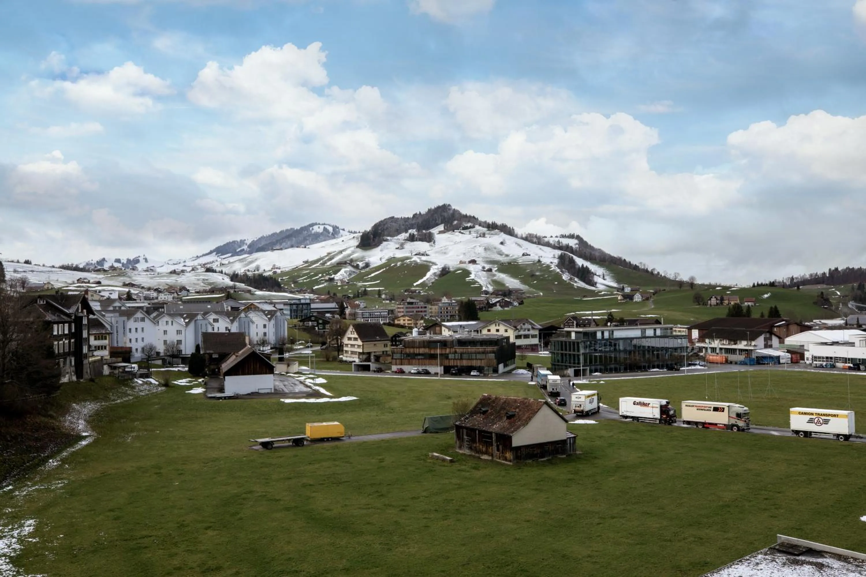 Staff in Blattenheimat - im traditionellen Appenzeller Haus