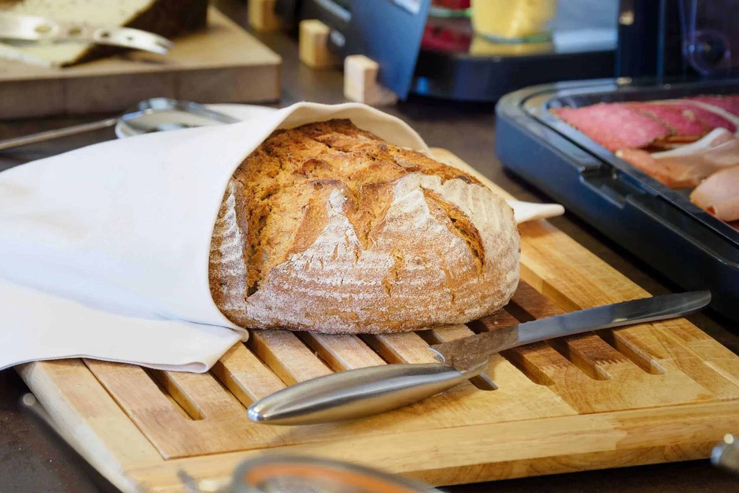 Breakfast in Alpenhotel Sonneck - mit Bergbahnticket