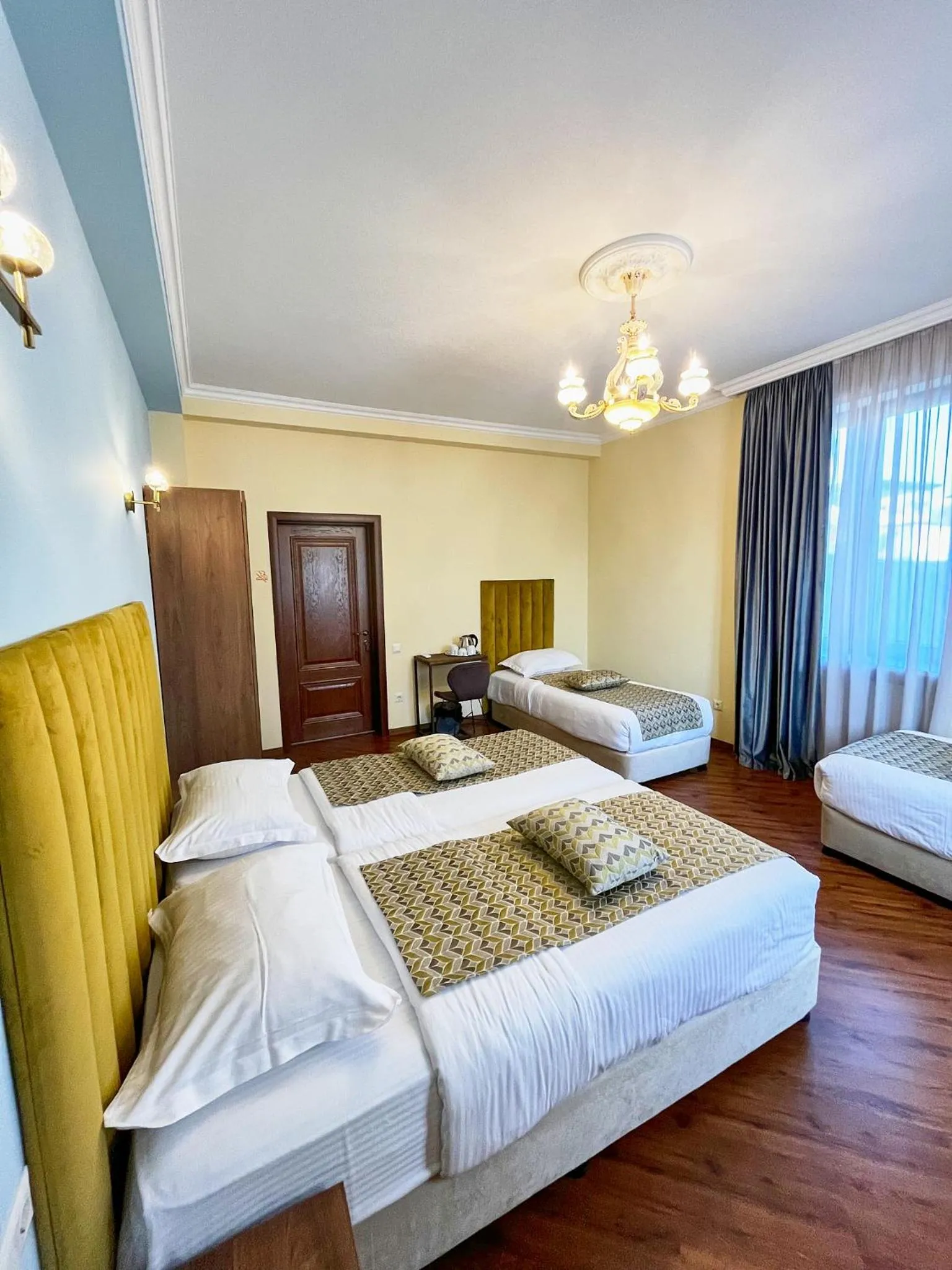 Bed in Phazisi Hotel