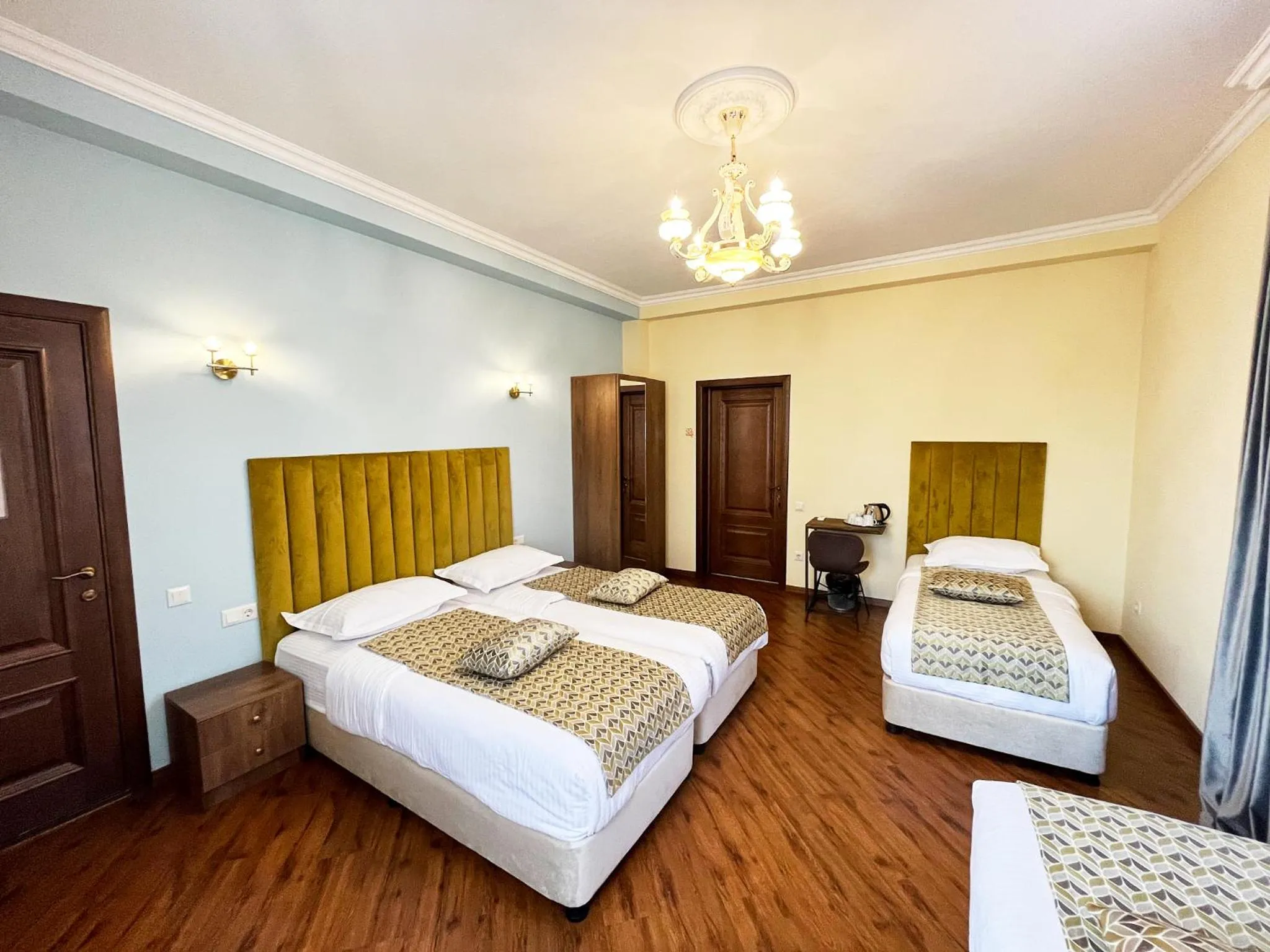 Bed in Phazisi Hotel
