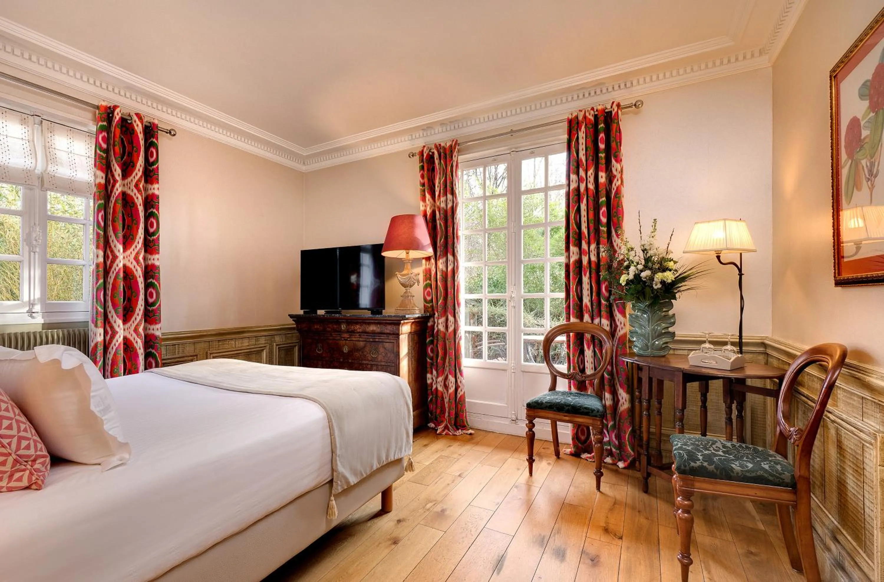 Bedroom, Bed in CAZAUDEHORE Hôtel Restaurant Gastronomique Terrasse et Jardins