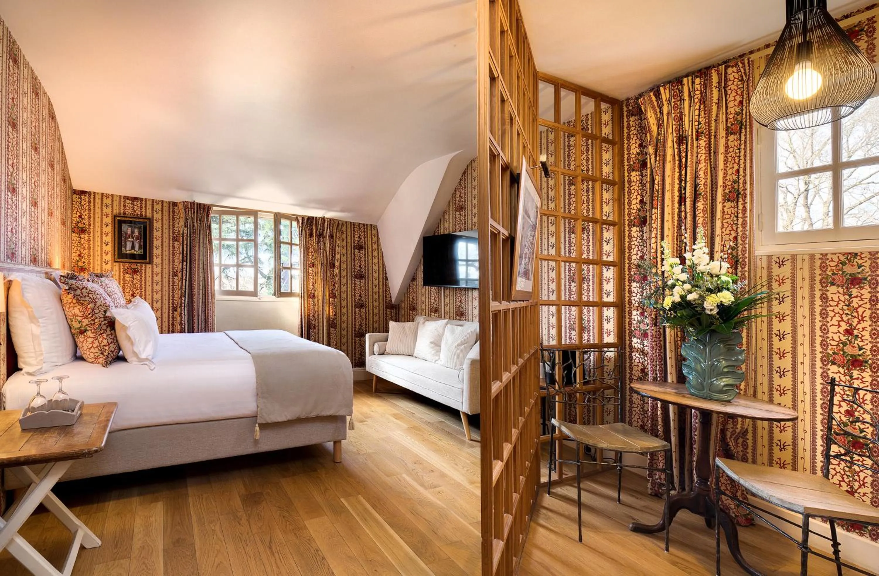 Bedroom, Bed in CAZAUDEHORE Hôtel Restaurant Gastronomique Terrasse et Jardins