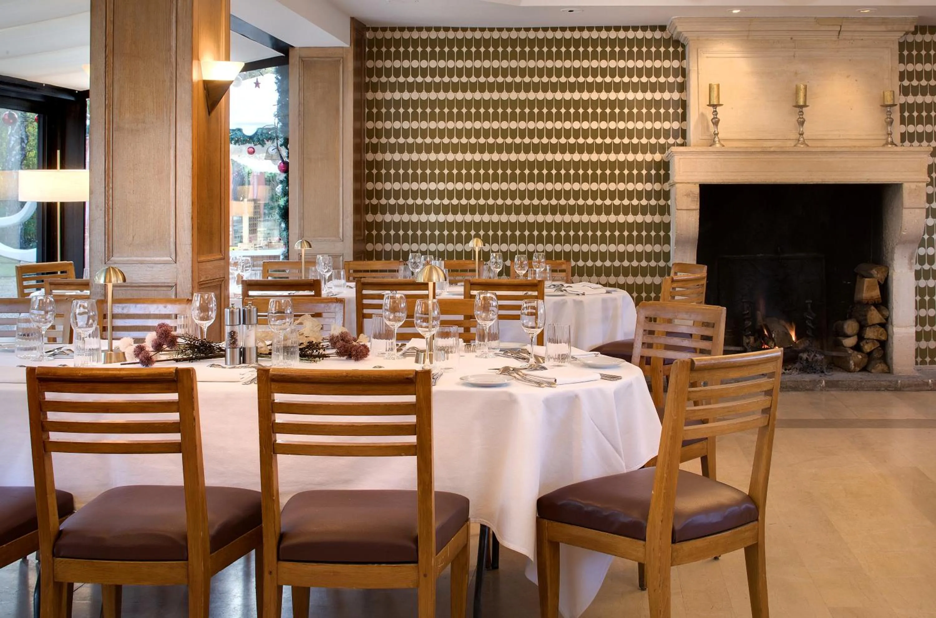 Banquet/Function facilities in CAZAUDEHORE Hôtel Restaurant Gastronomique Terrasse et Jardins