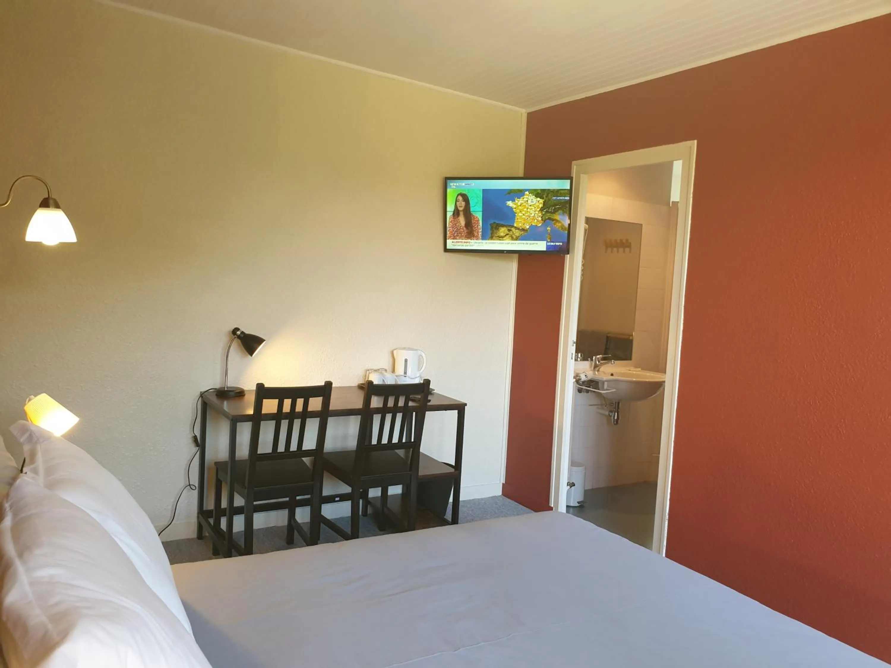 Bed in Auberge du Bois de l'étang - Motel les Tilleuls