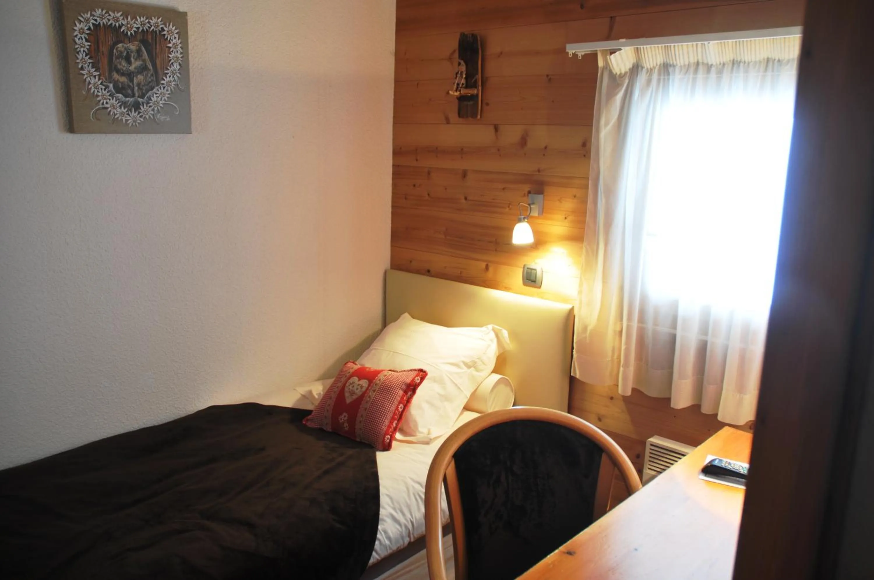 Bedroom, Bed in Le Calgary