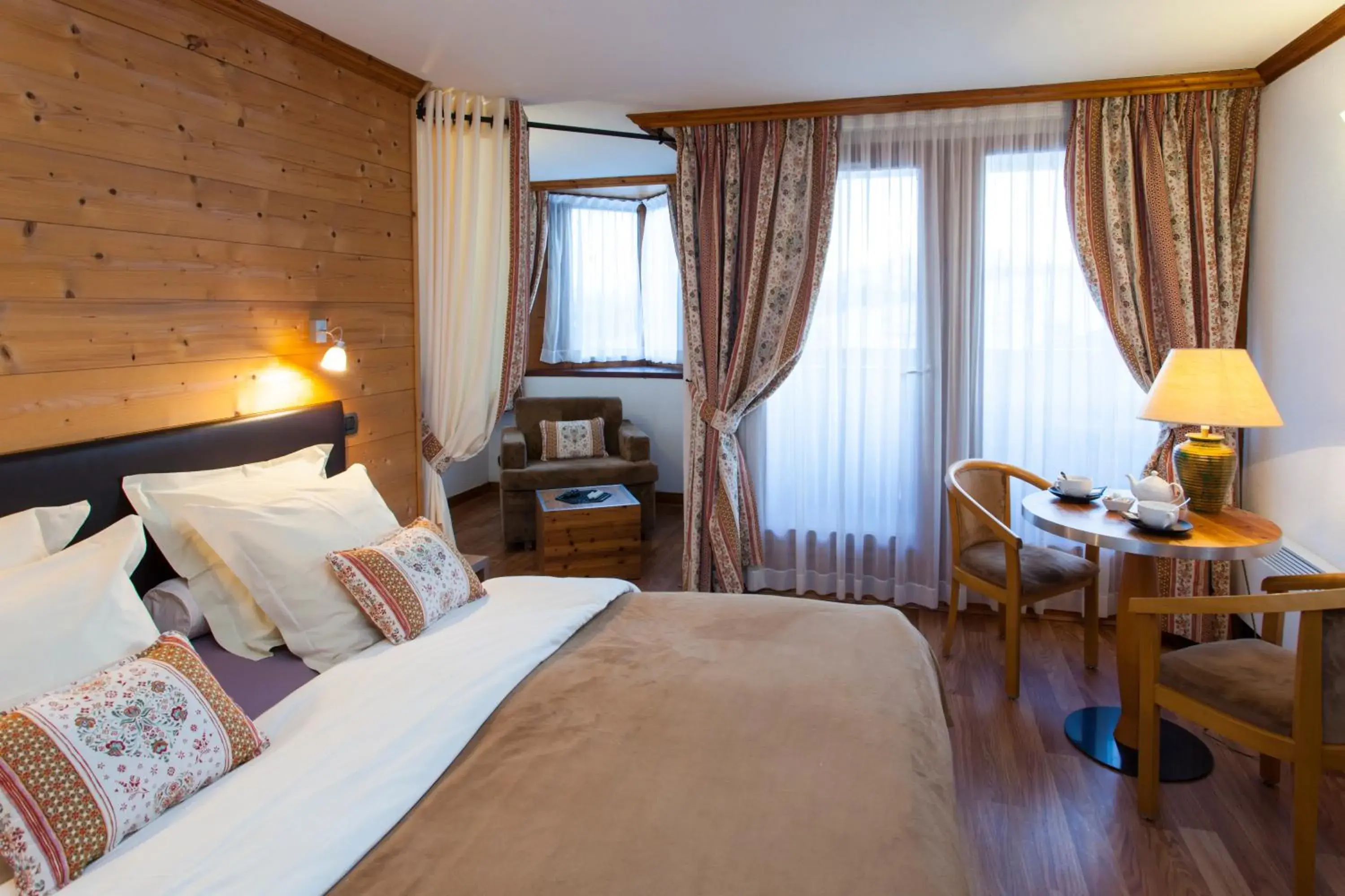 Superior Double Room in Le Calgary Superior Double Room in Le Calgary