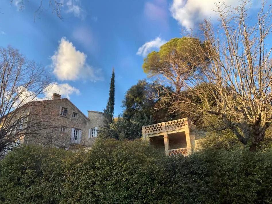 Suite Royale- SPA - Jacuzzi - Sauna - Massage - 2 Double Rooms - 4 SAISONS - Piscine Chauffée Toute l'année - POOL VIEW - Heated POOL -800m City Centre