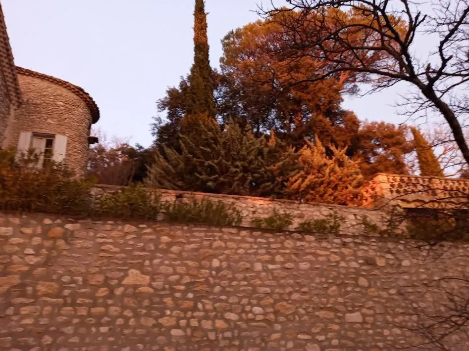 Suite Royale- SPA - Jacuzzi - Sauna - Massage - 2 Double Rooms - 4 SAISONS - Piscine Chauffée Toute l'année - POOL VIEW - Heated POOL -800m City Centre