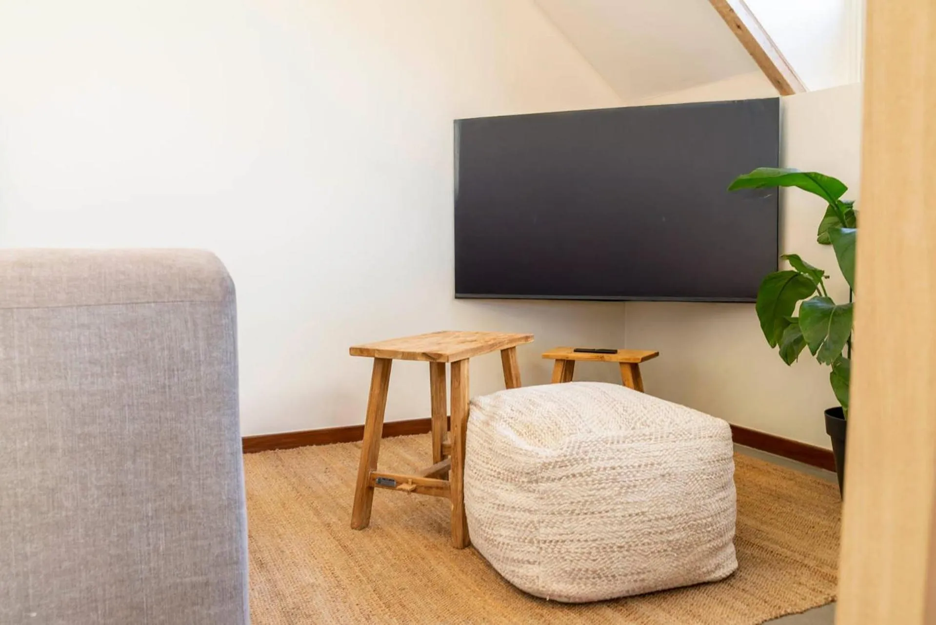 Seating area in Van Heeckeren Apartments & Suites Buren