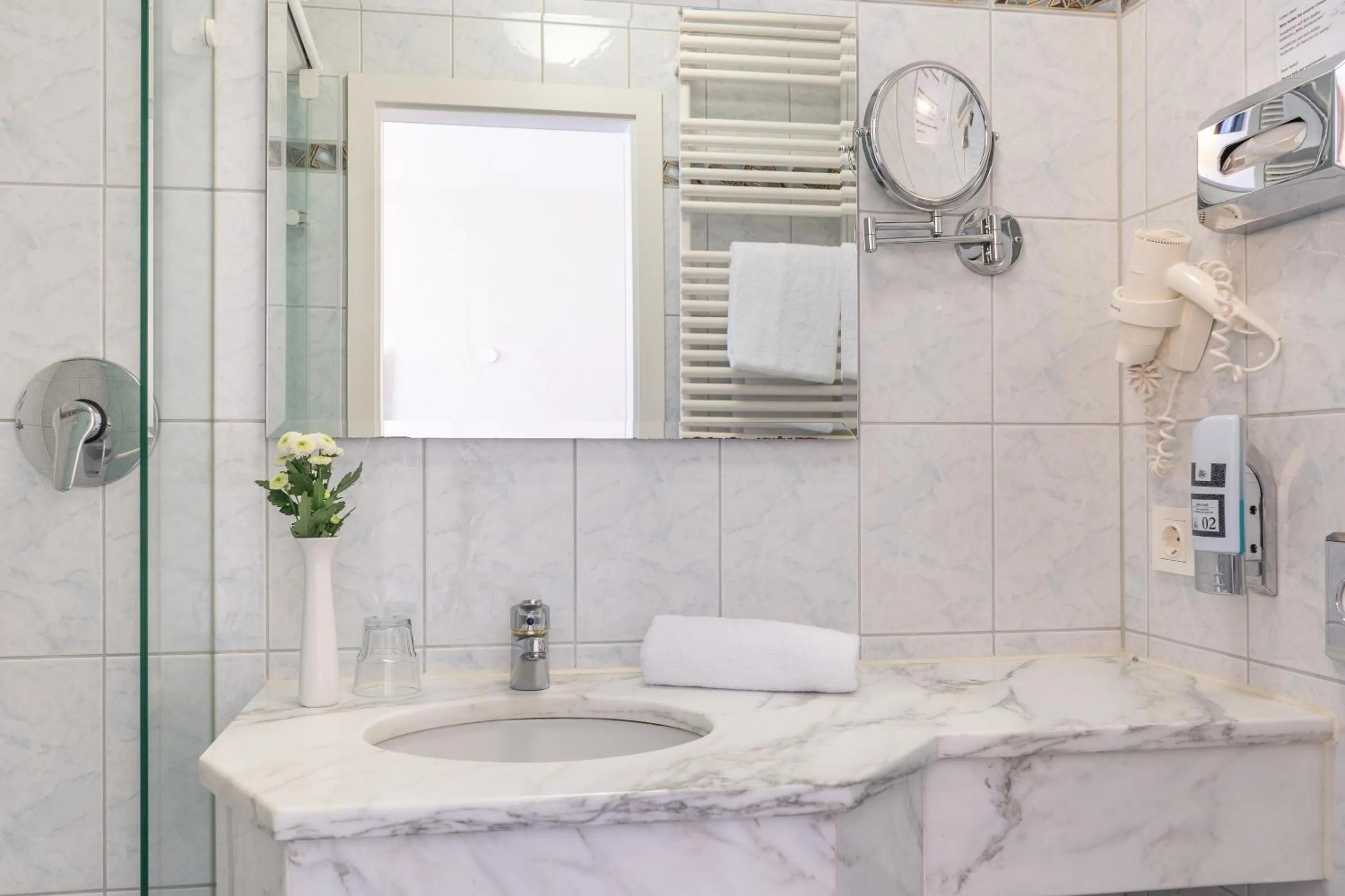 Bathroom in Galerie Hotel