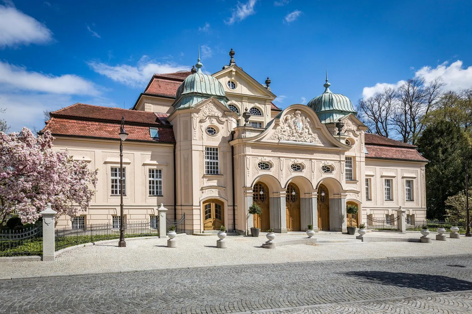 Spring in Galerie Hotel