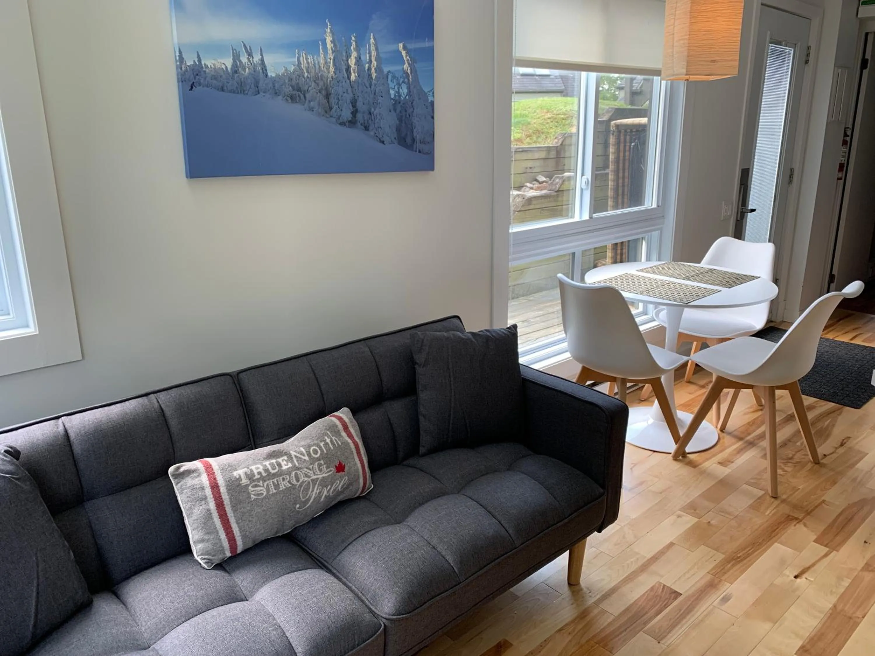 Living room in The MountainSide by Escapades Tremblant