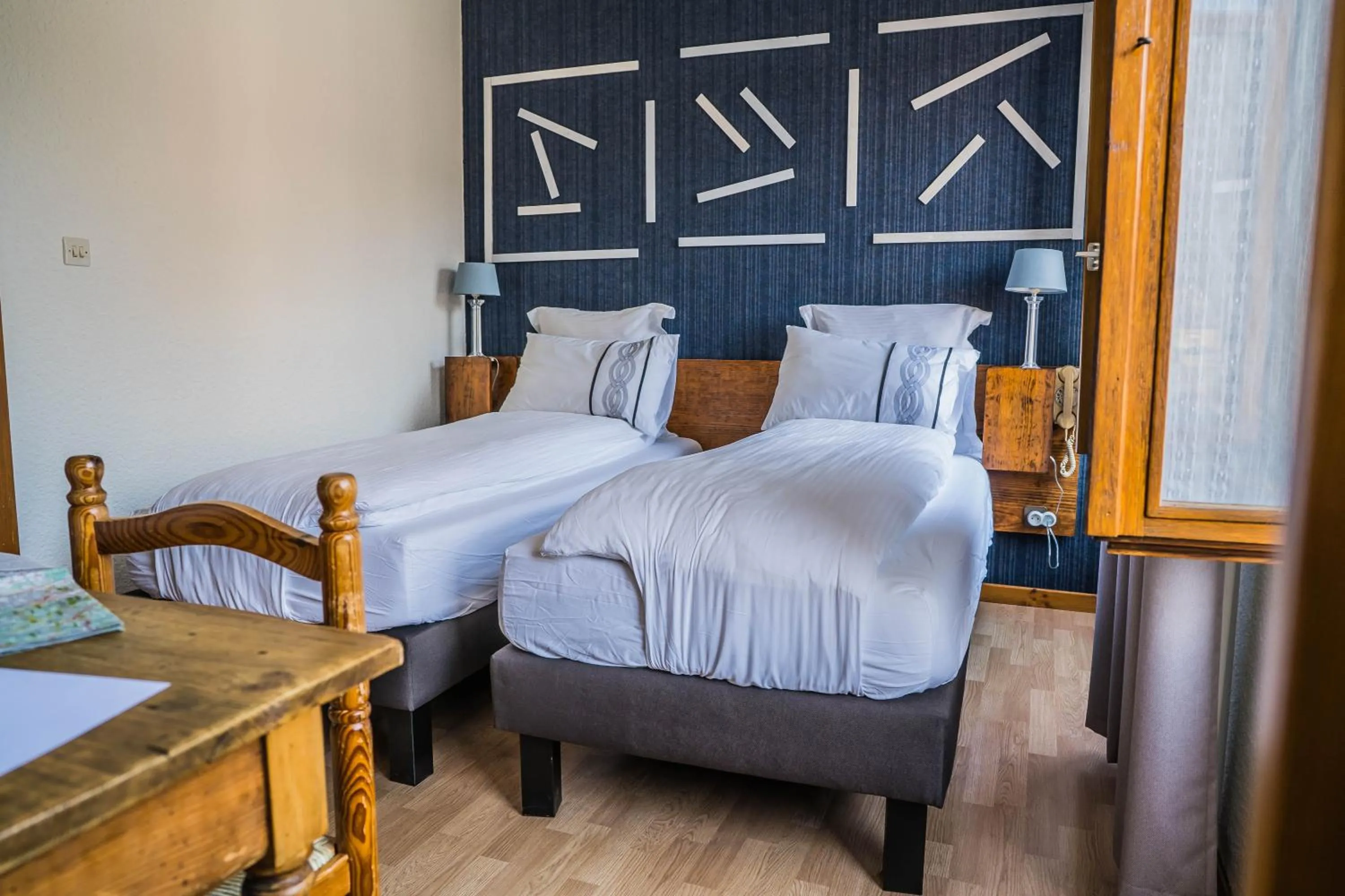 Bed in Hôtel Au Vieux Moulin