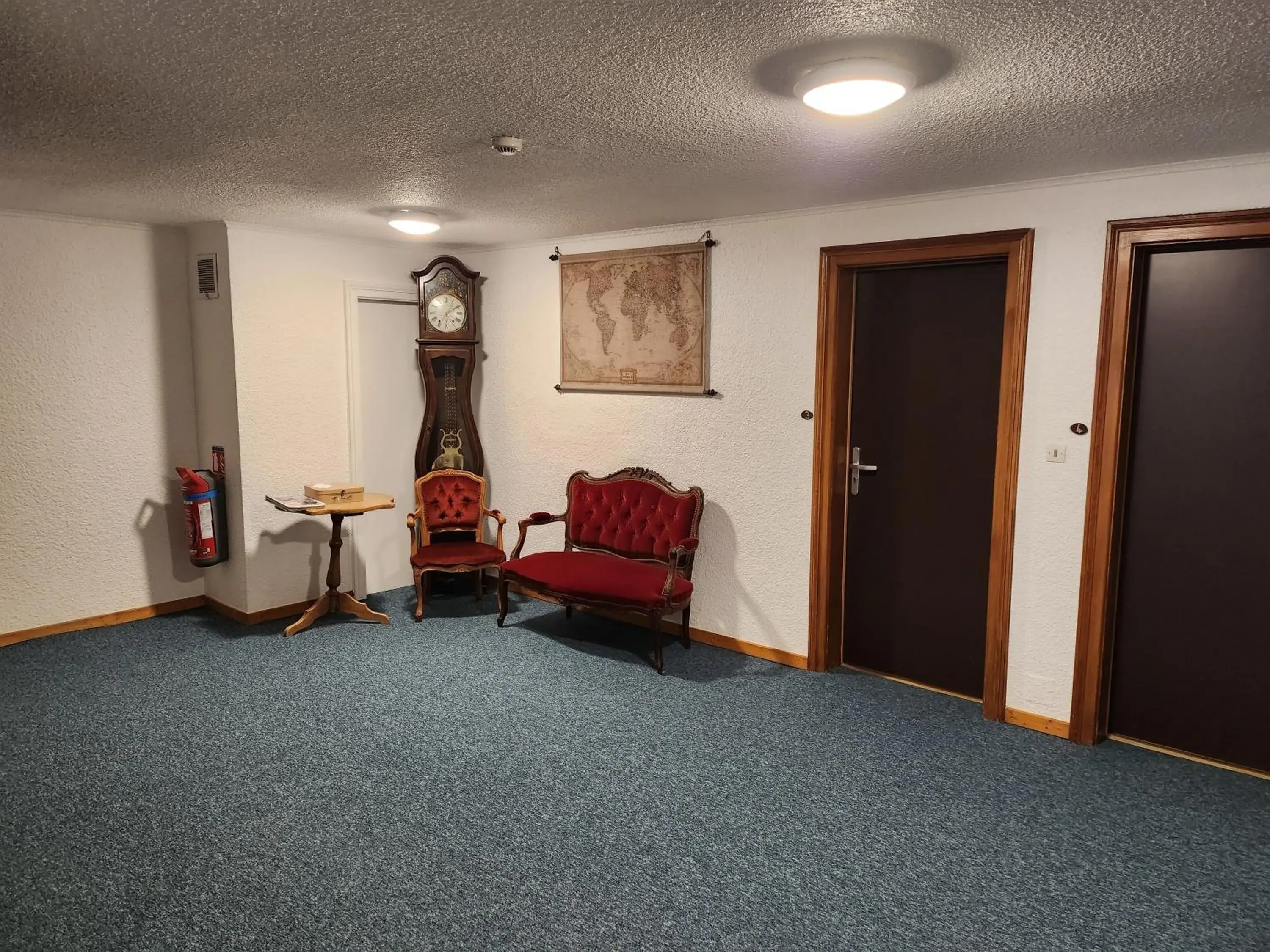 Property building in Hôtel Au Vieux Moulin Property building in Hôtel Au Vieux Moulin