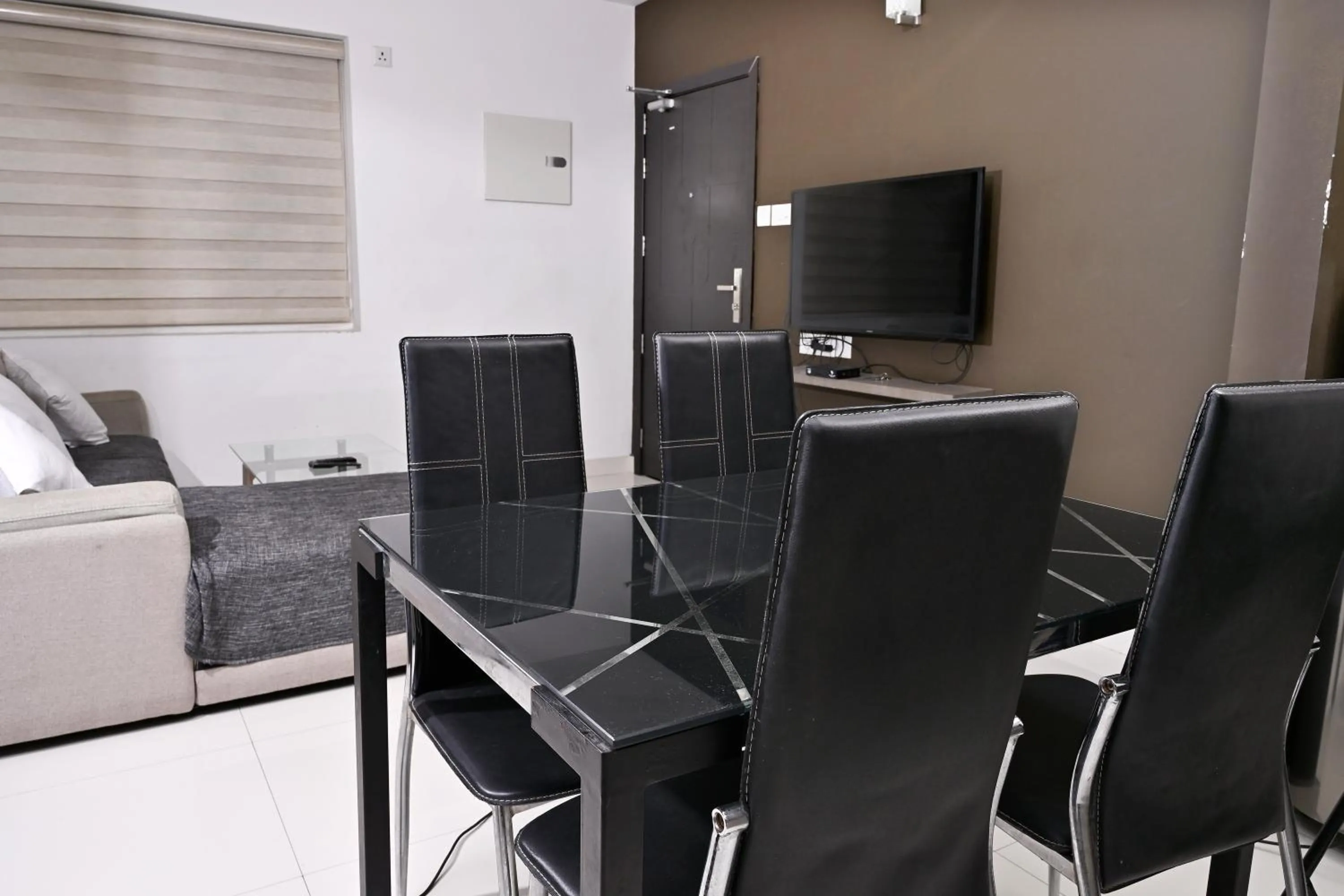 Living room in Transit Suites by GrandWest