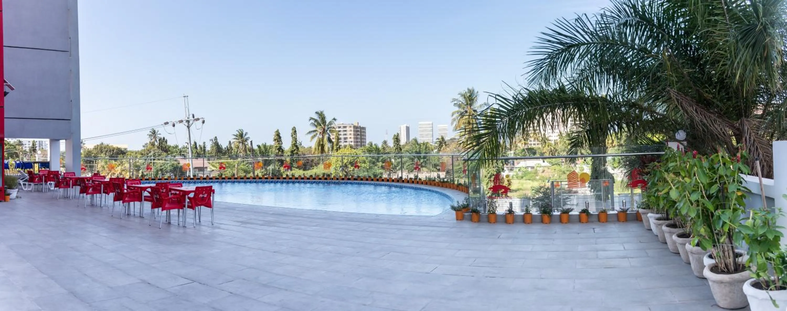 Swimming pool in Pauraque Soho Hotel