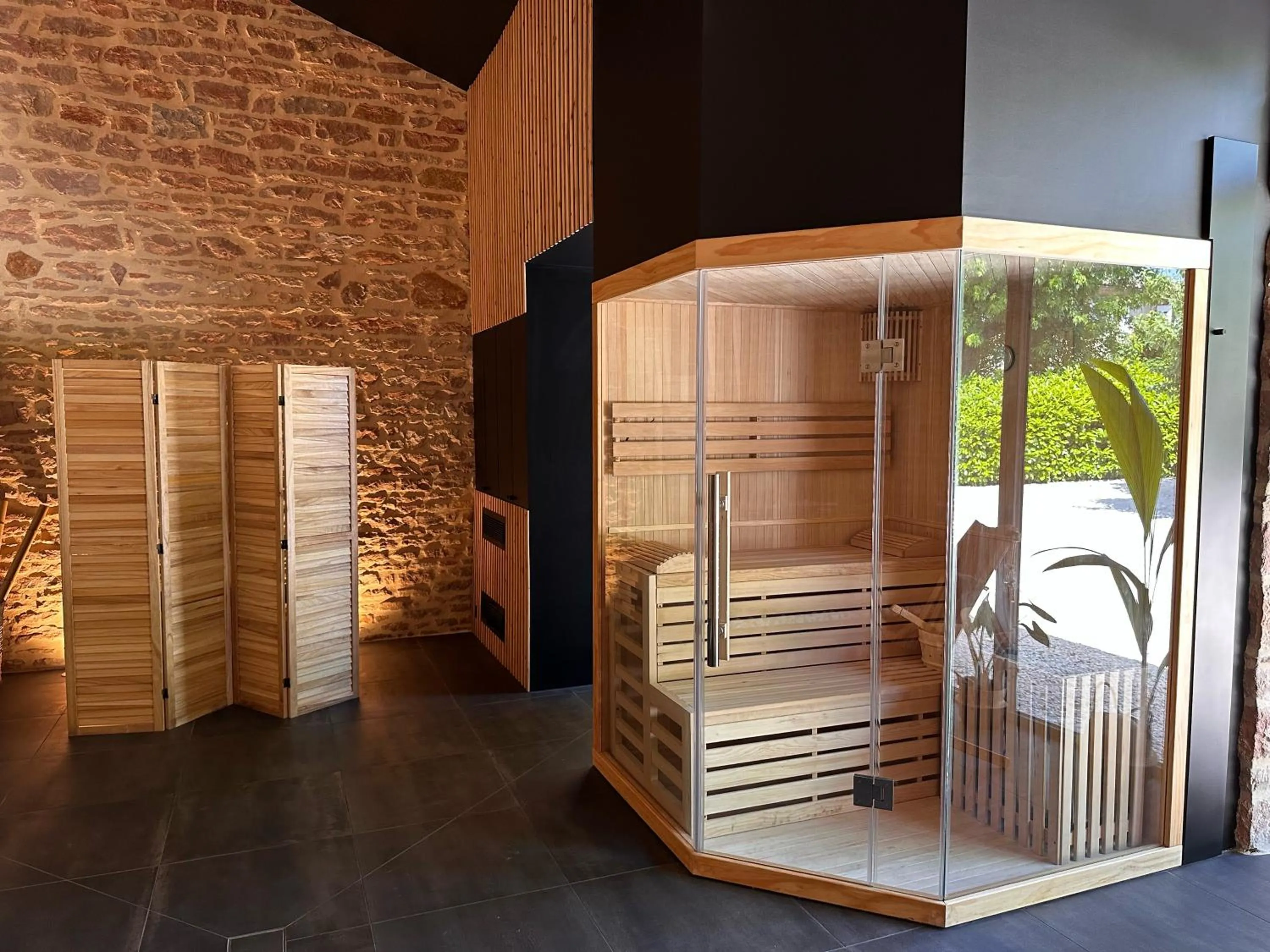 Hot Tub in LE GITE DU CARGE D'ARLAY