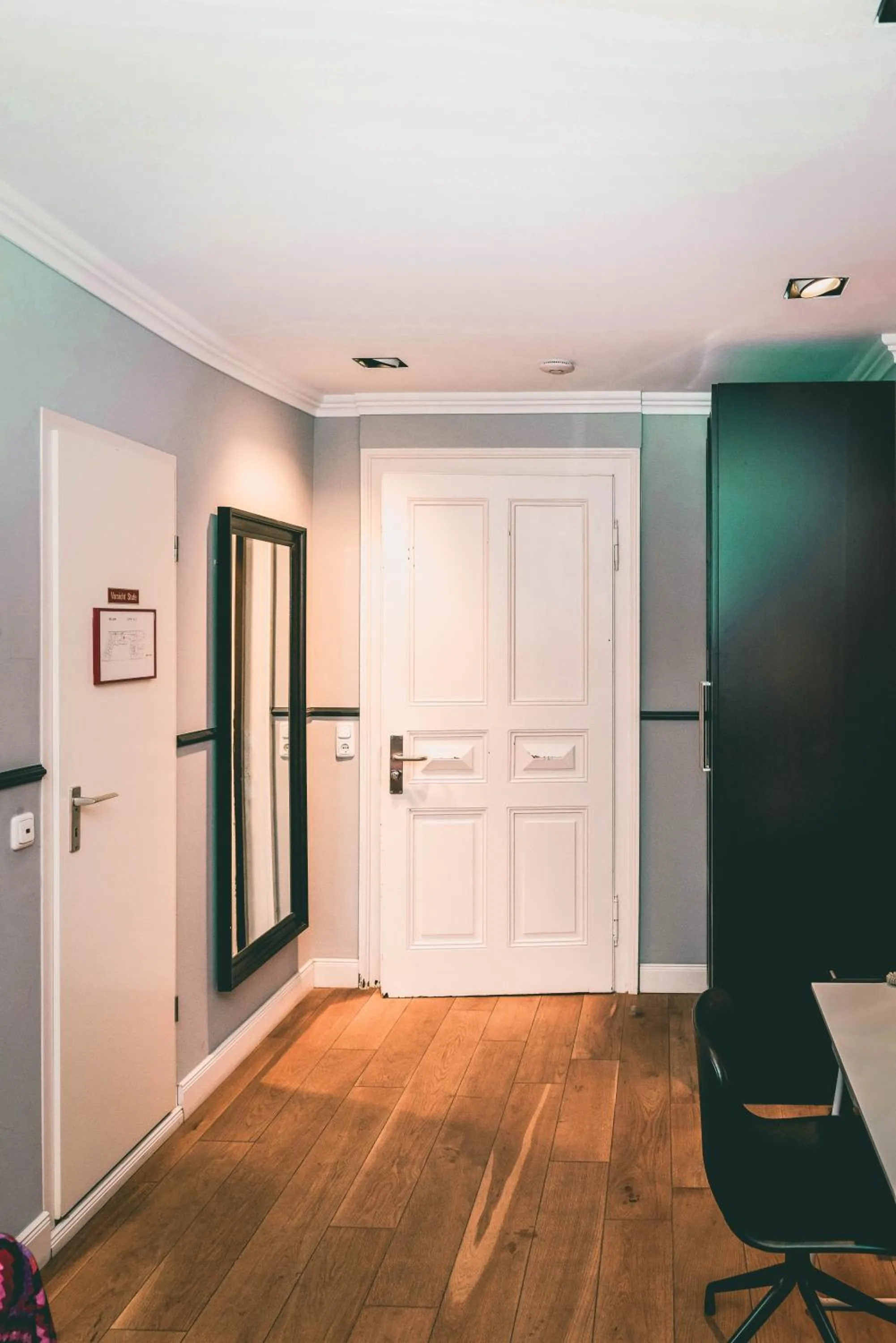 wardrobe in Hotel Villa Klemm - Wiesbaden City