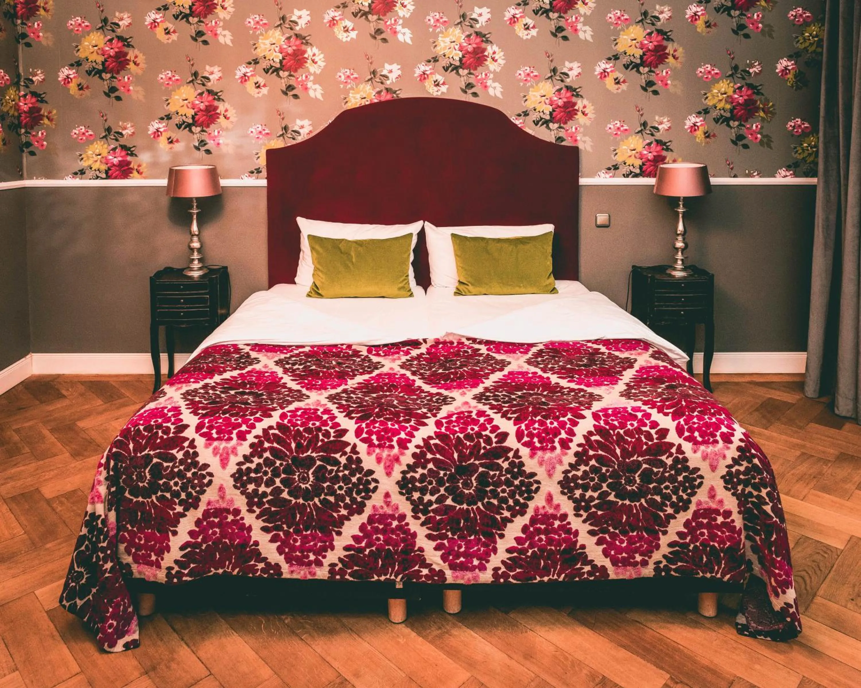 Bed in Hotel Villa Klemm - Wiesbaden City