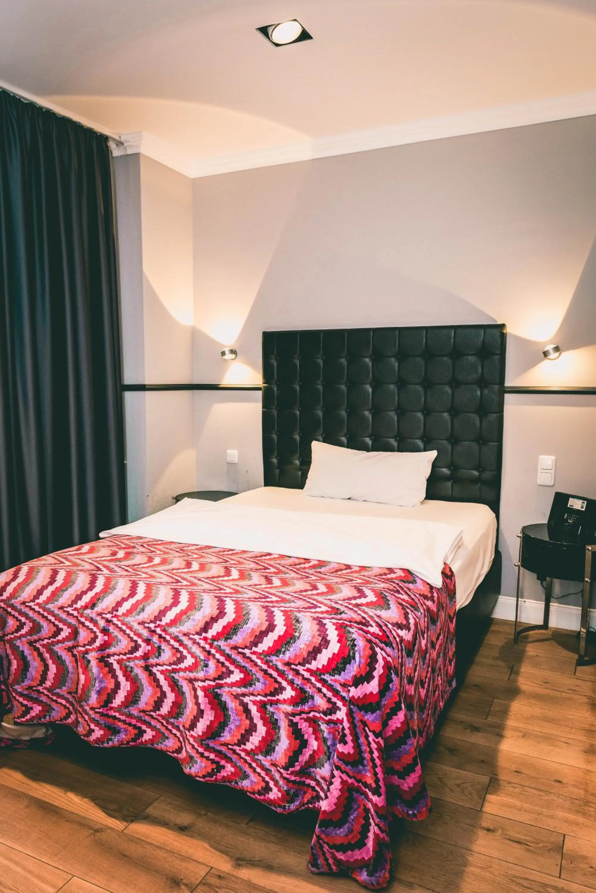 Bed in Hotel Villa Klemm - Wiesbaden City