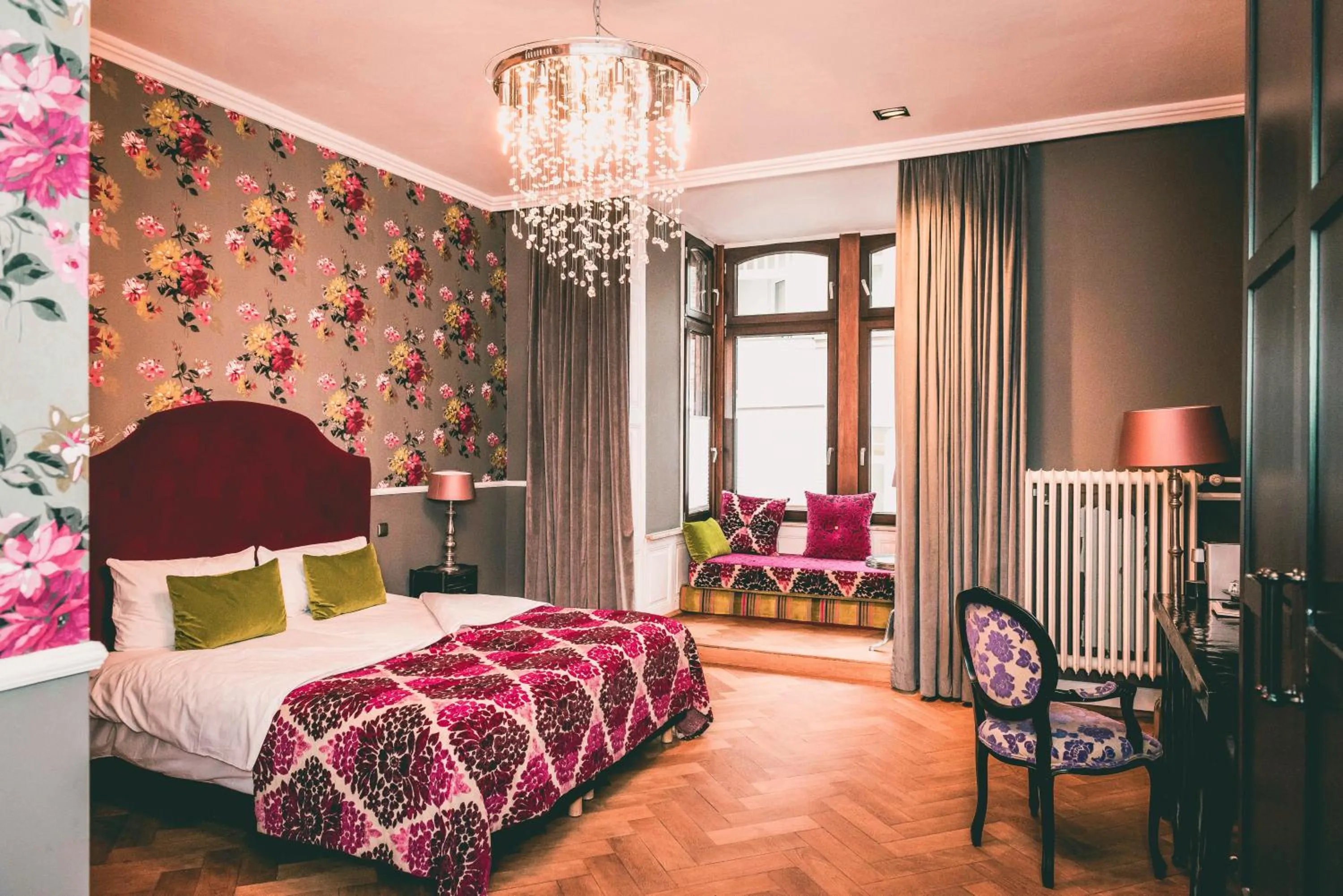 Photo of the whole room, Bed in Hotel Villa Klemm - Wiesbaden City