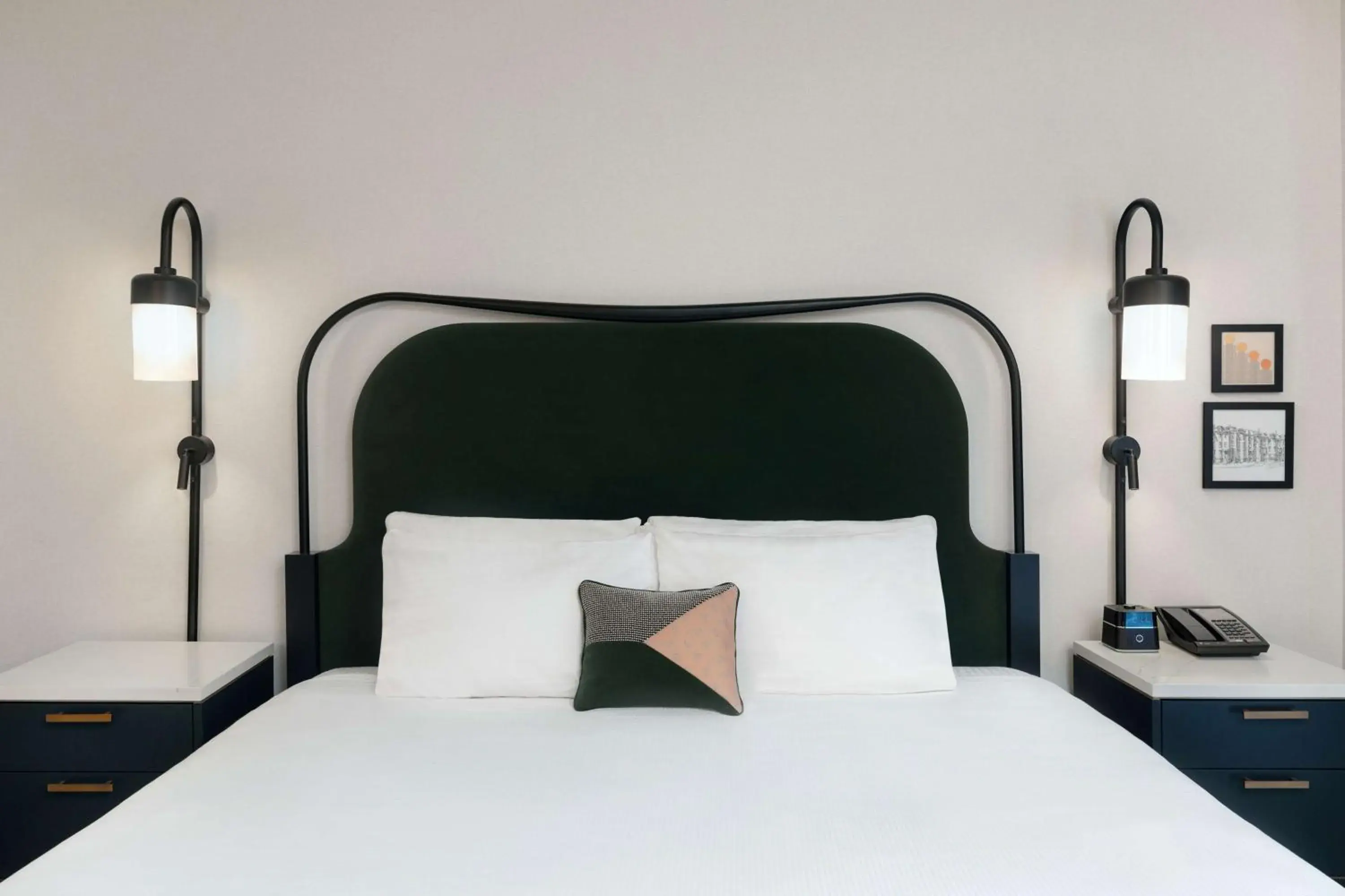 Bed in Onyx Boston Downtown Bed in Onyx Boston Downtown