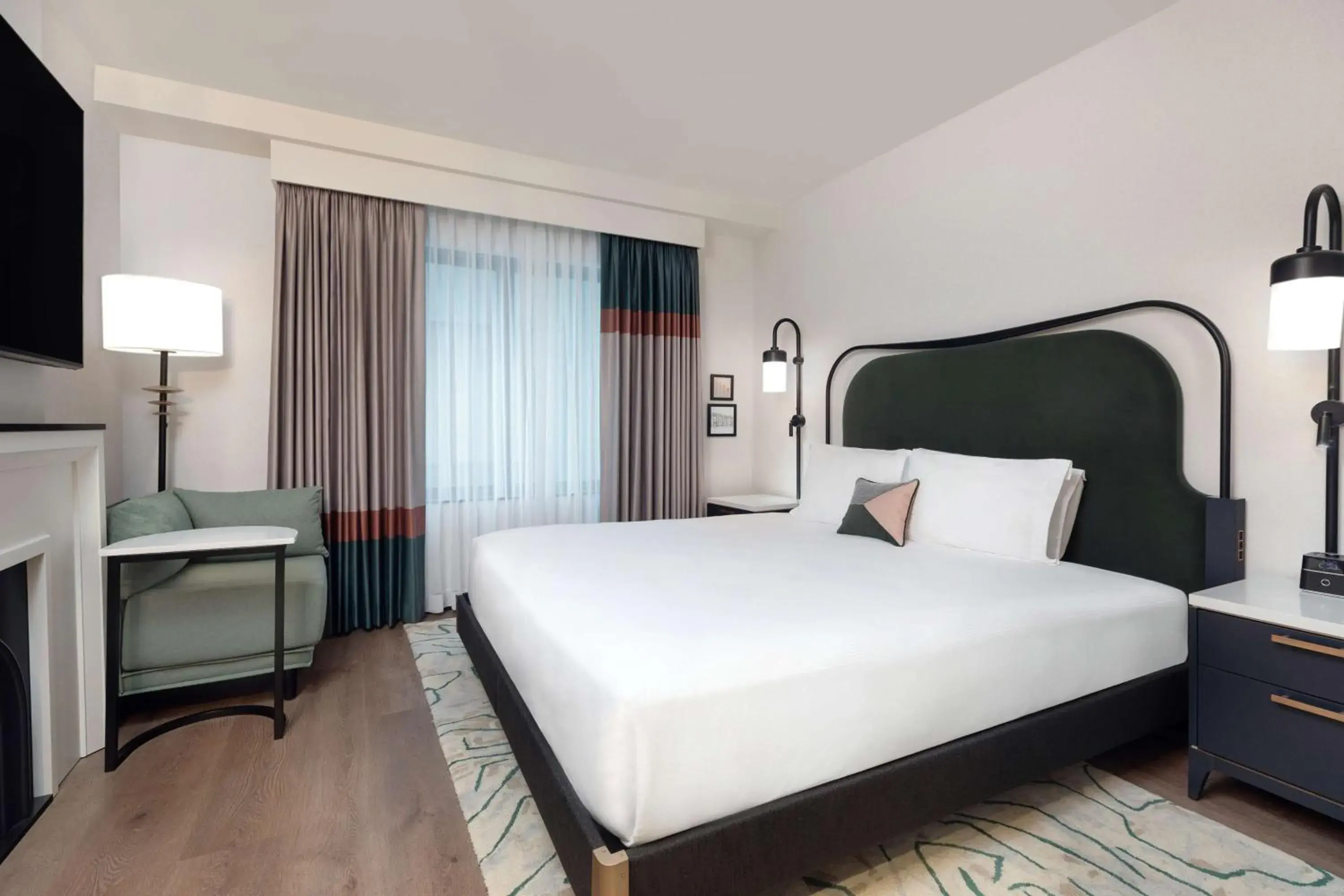 Bed in Onyx Boston Downtown Bed in Onyx Boston Downtown