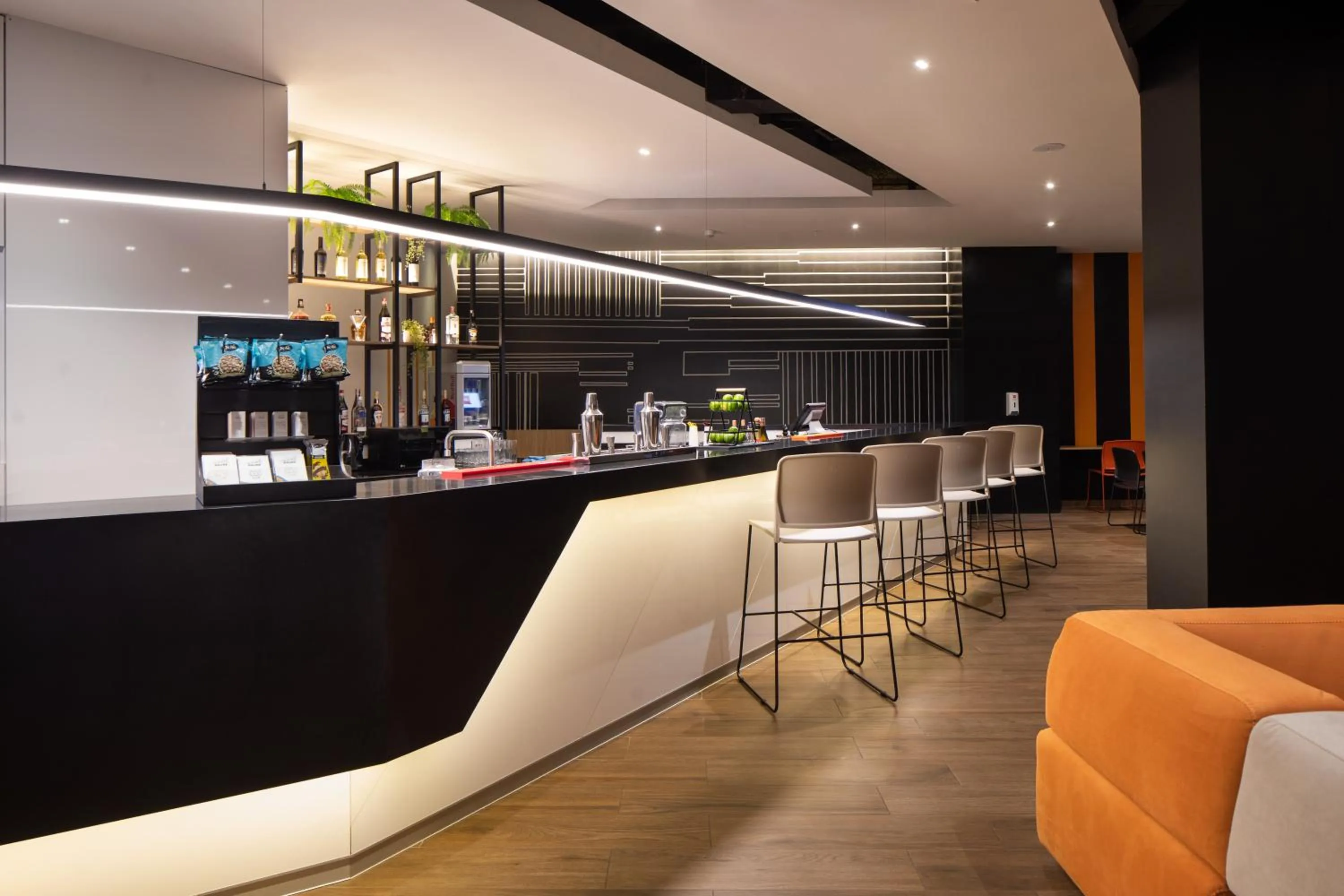 Lounge or bar in ibis Santa Cruz de la Sierra