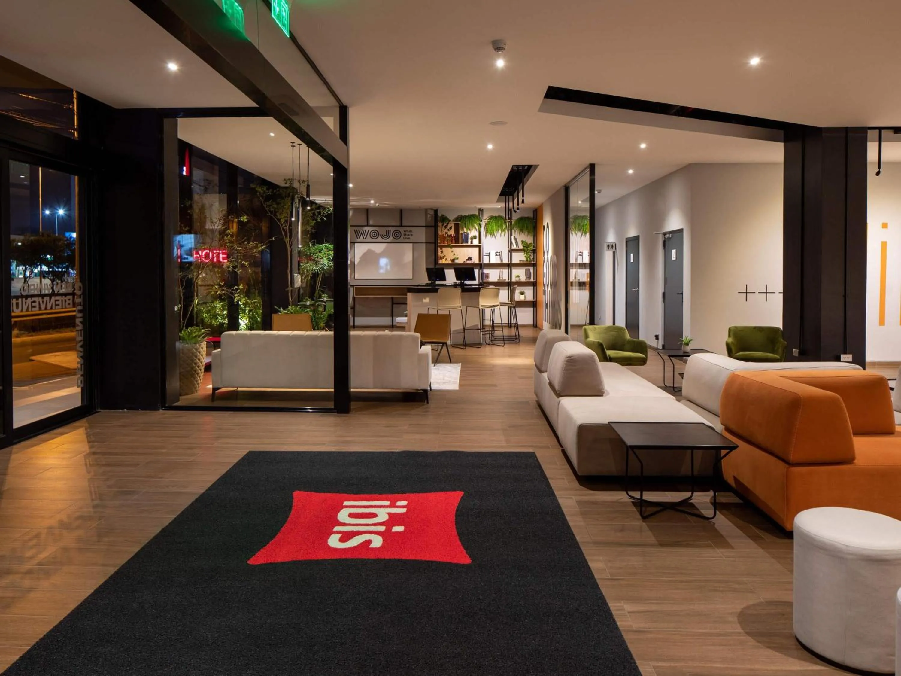 Property building in ibis Santa Cruz de la Sierra