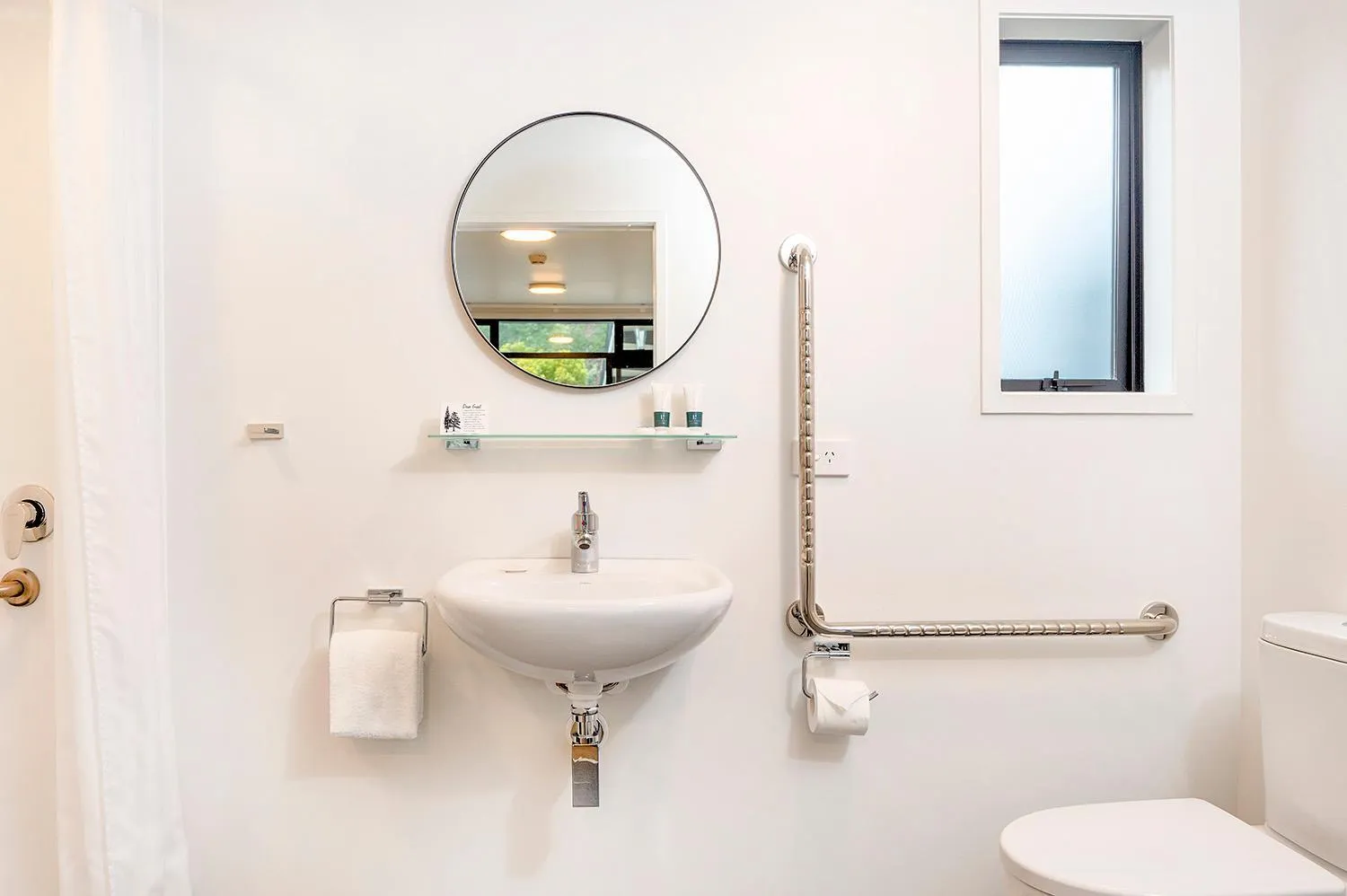 Toilet in The Com Plex Motel