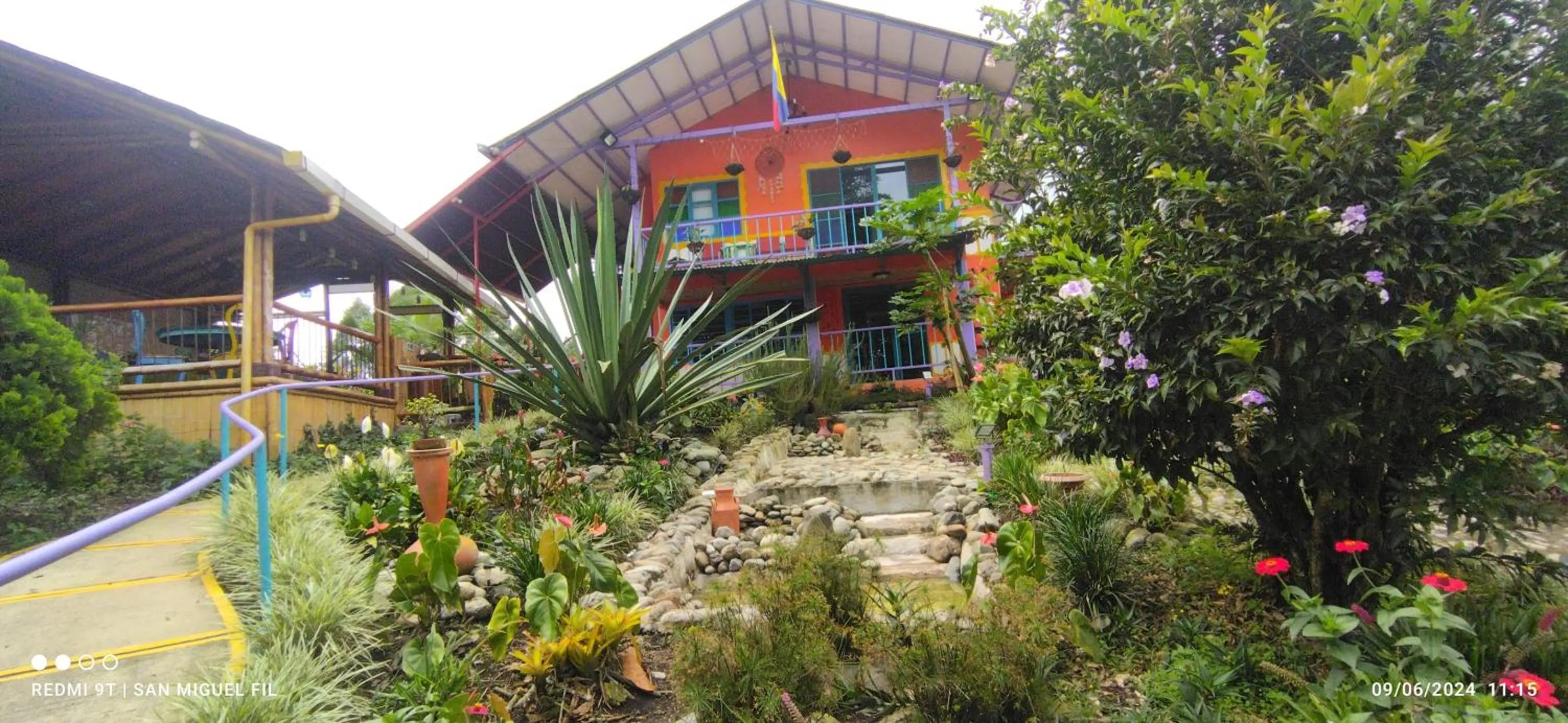 Property building in Finca San Miguel Filandia