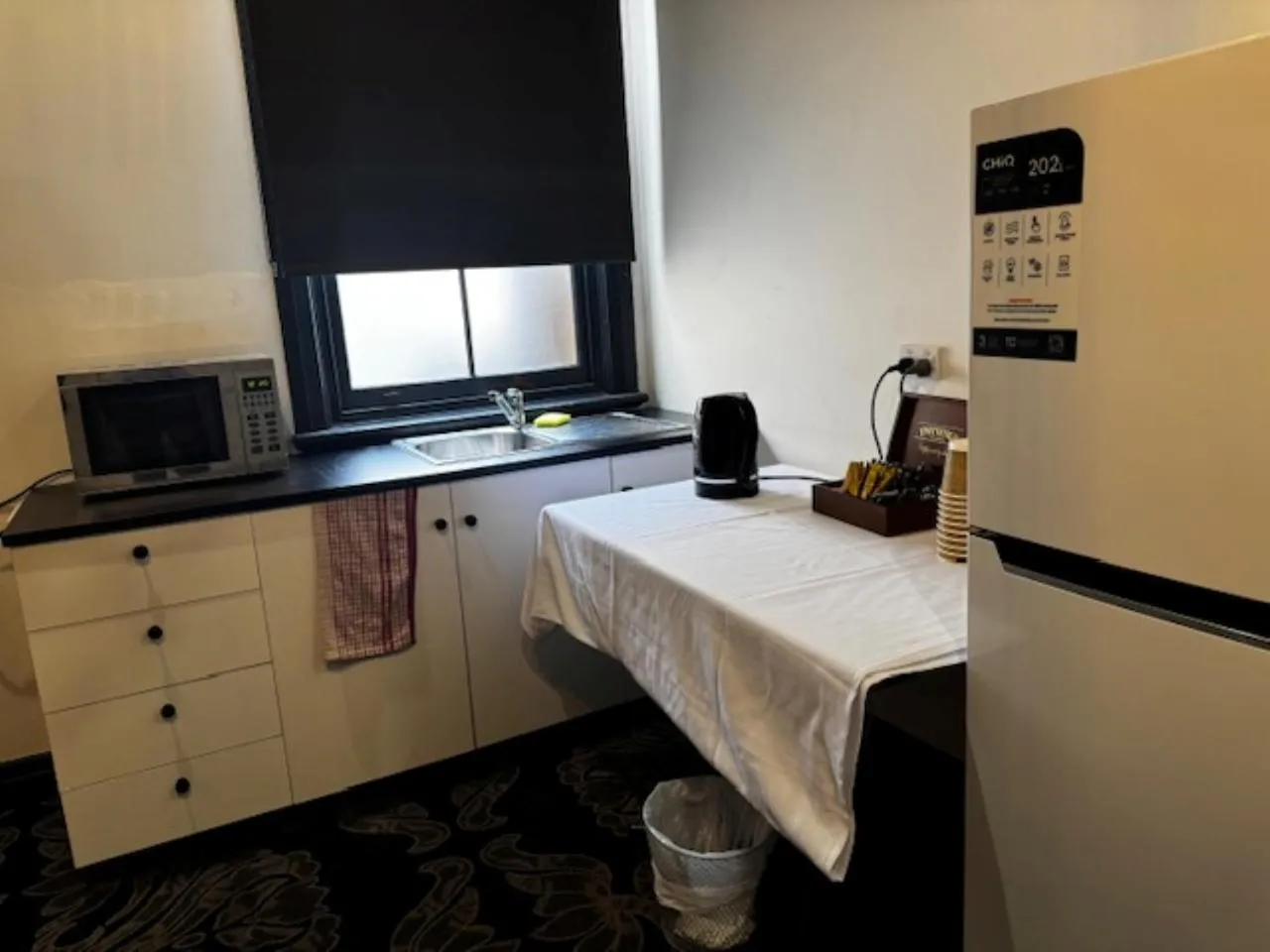 Coffee/tea facilities in Romano's Hotel & Suites Wagga Wagga