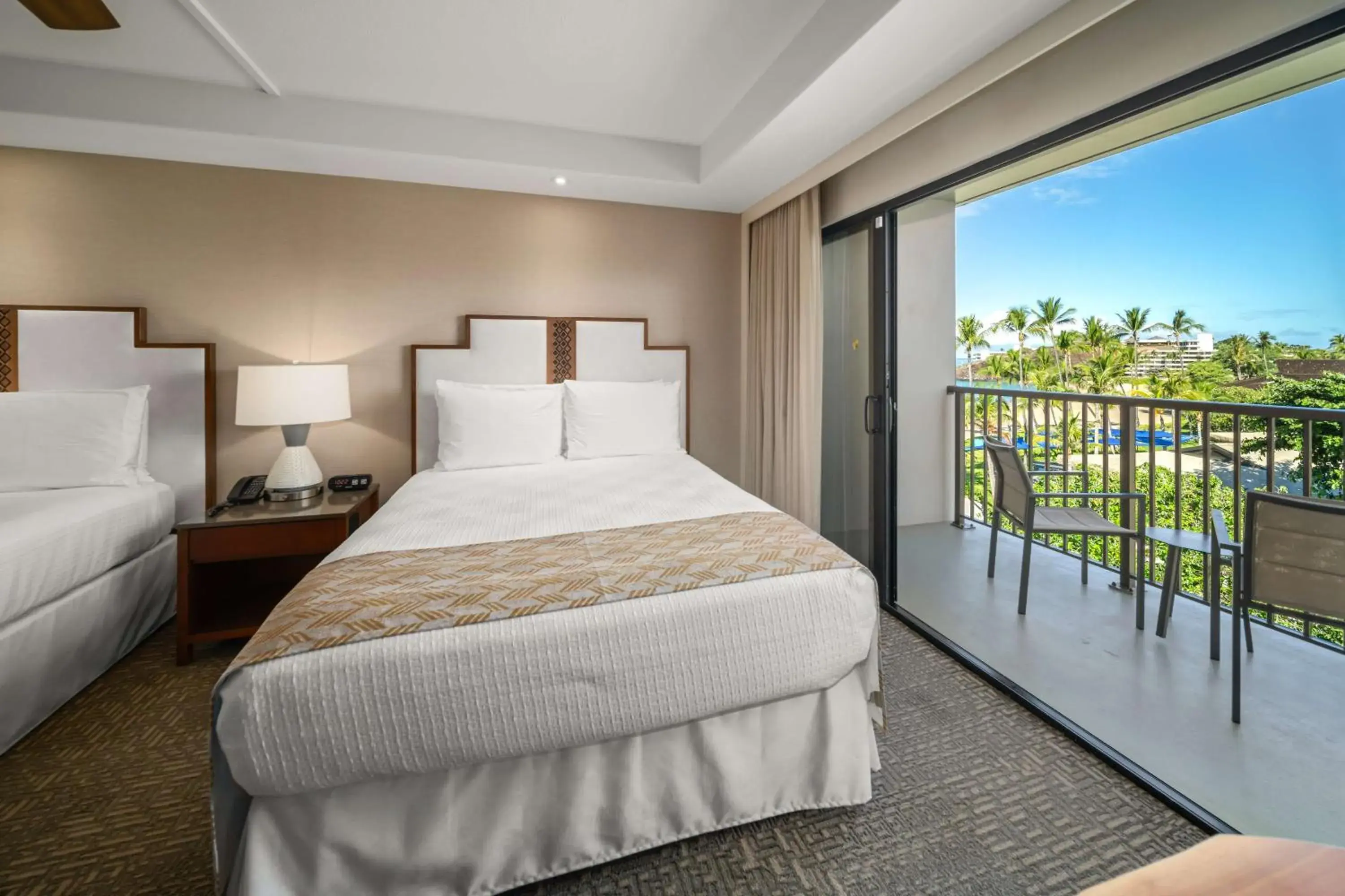 View (from property/room), Bed in OUTRIGGER Kāʻanapali Beach Resort View (from property/room), Bed in OUTRIGGER Kāʻanapali Beach Resort