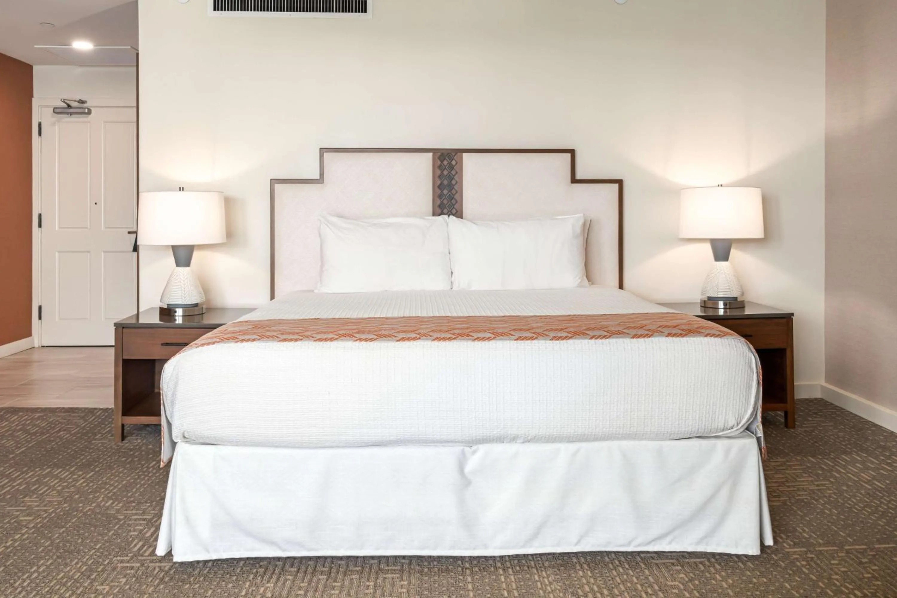 Photo of the whole room, Bed in OUTRIGGER Kāʻanapali Beach Resort