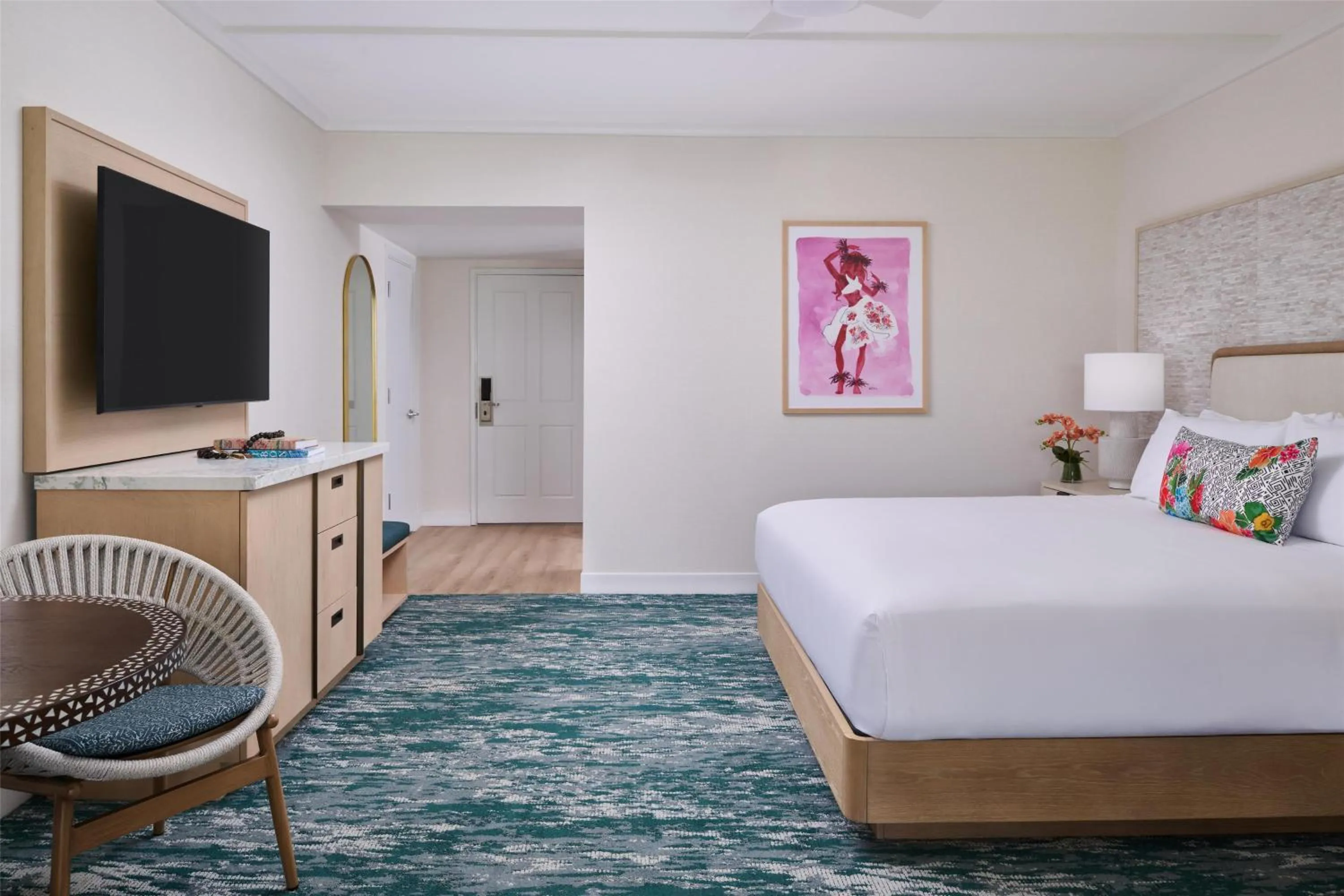 Bedroom, Bed in OUTRIGGER Kāʻanapali Beach Resort