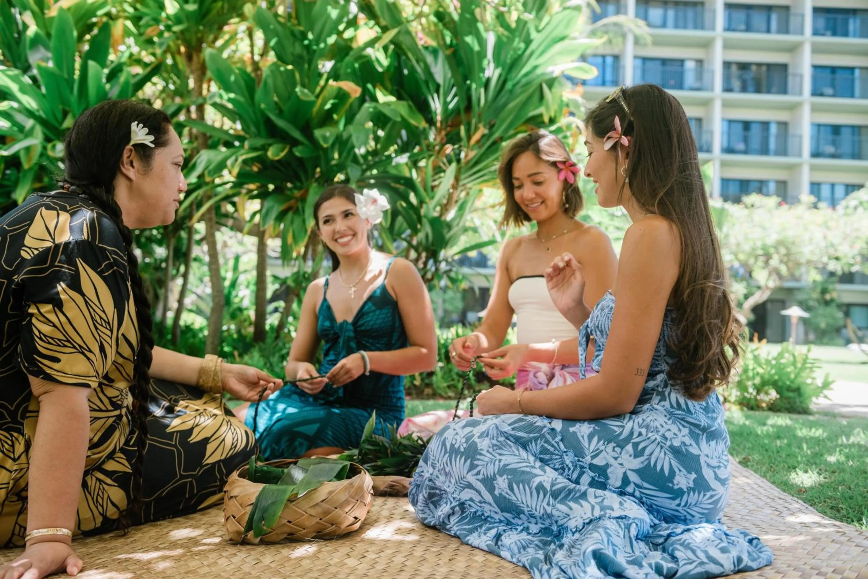 Property building in OUTRIGGER Kāʻanapali Beach Resort