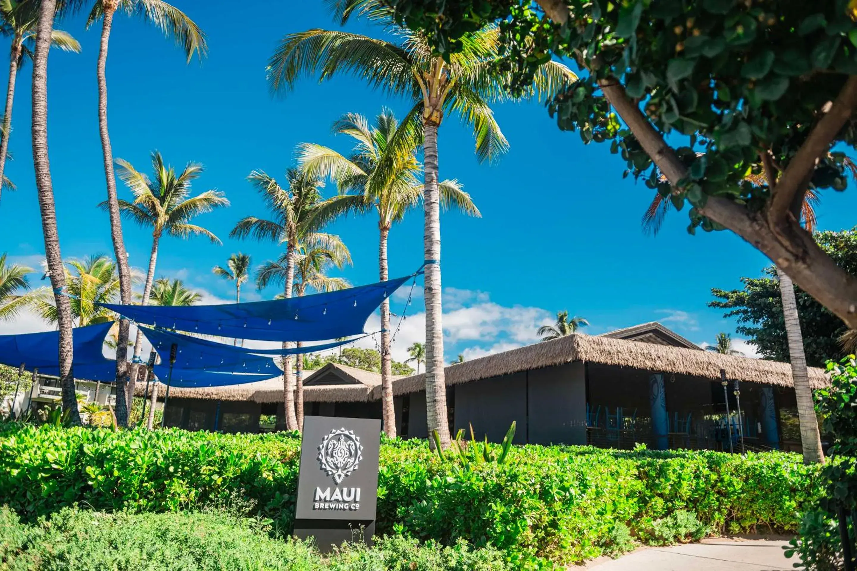 Restaurant/places to eat in OUTRIGGER Kāʻanapali Beach Resort Restaurant/places to eat in OUTRIGGER Kāʻanapali Beach Resort