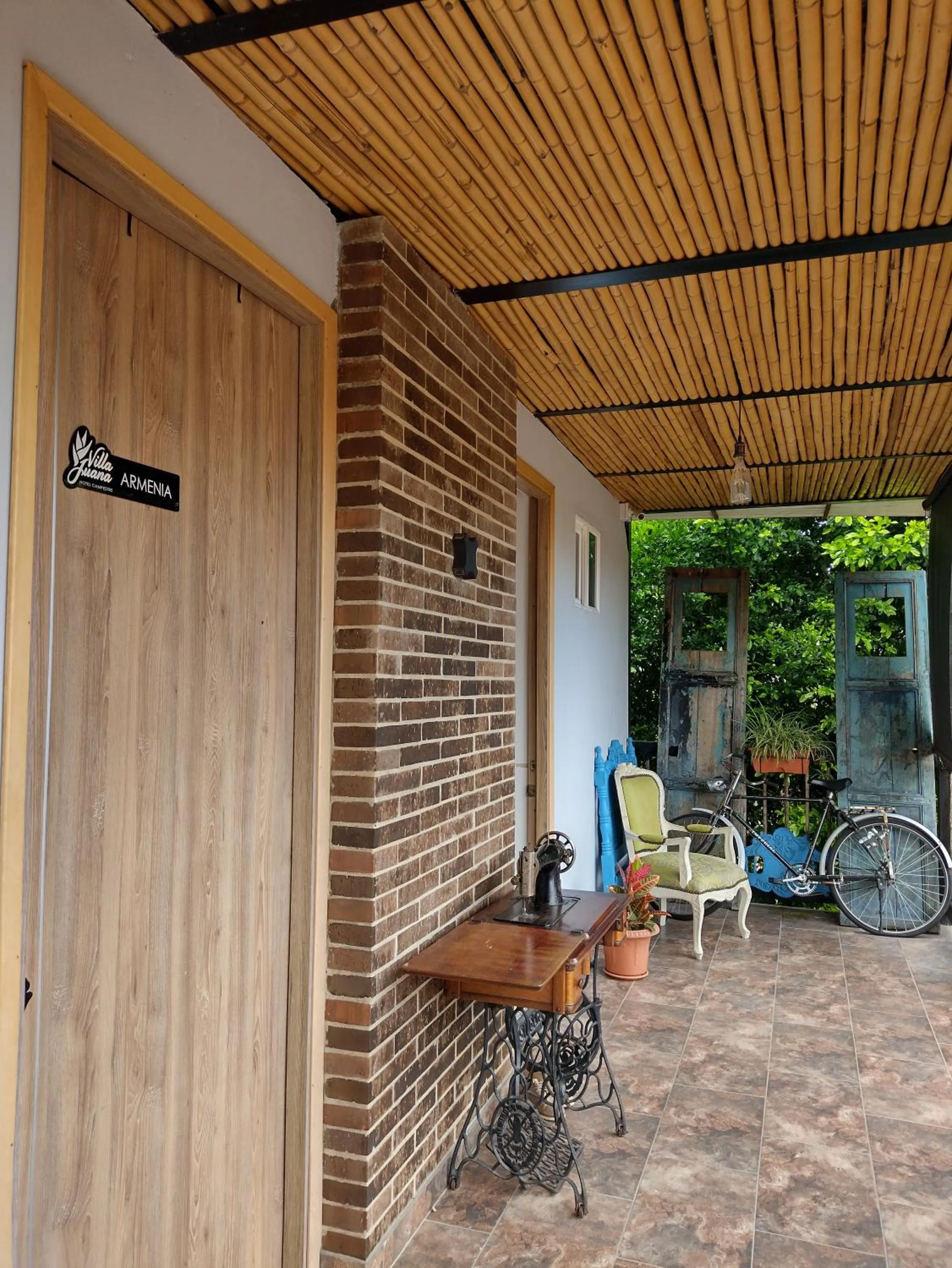 Facade/entrance in Villa Juana Hotel