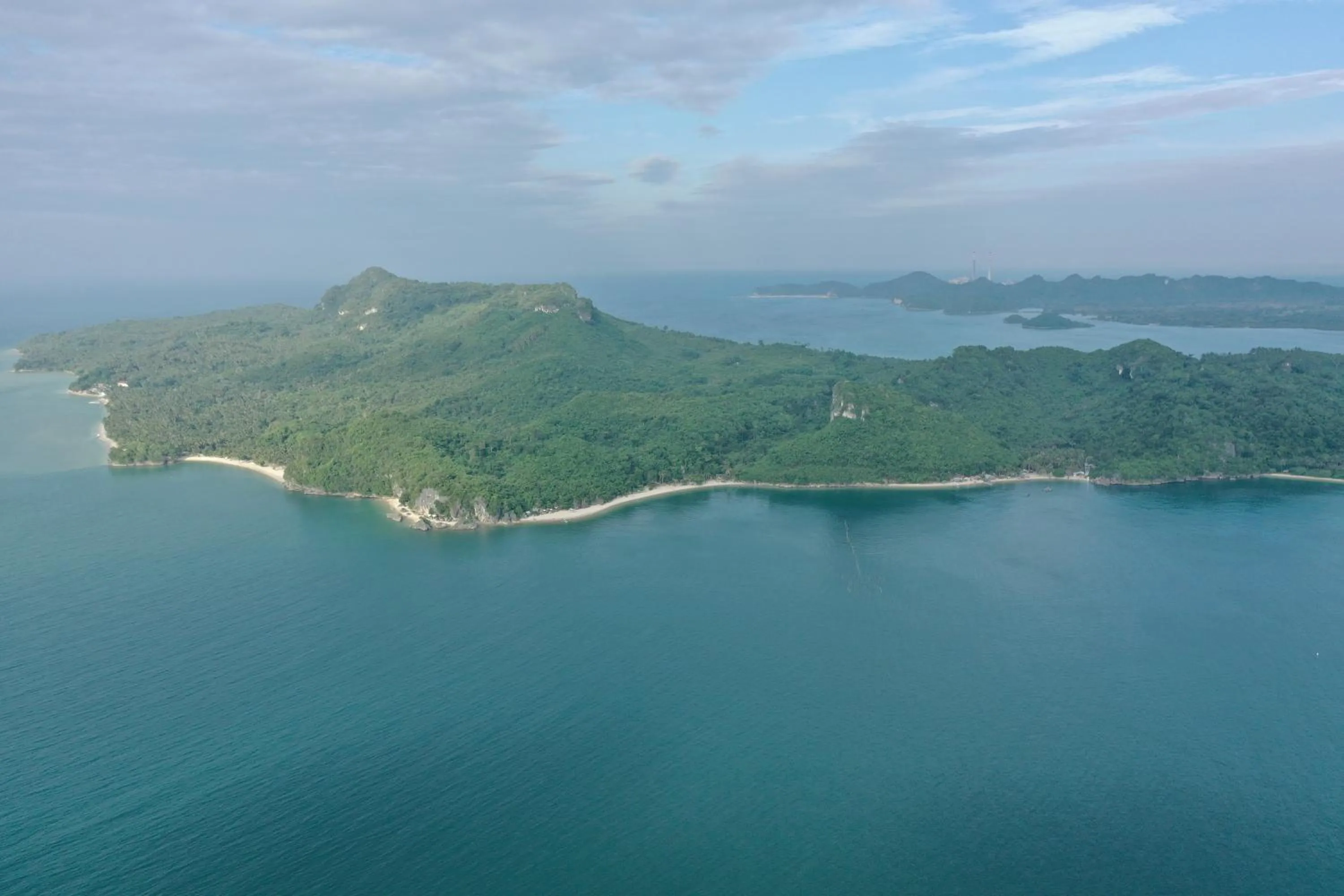 Natural landscape in Borawan Island Resort by Cocotel